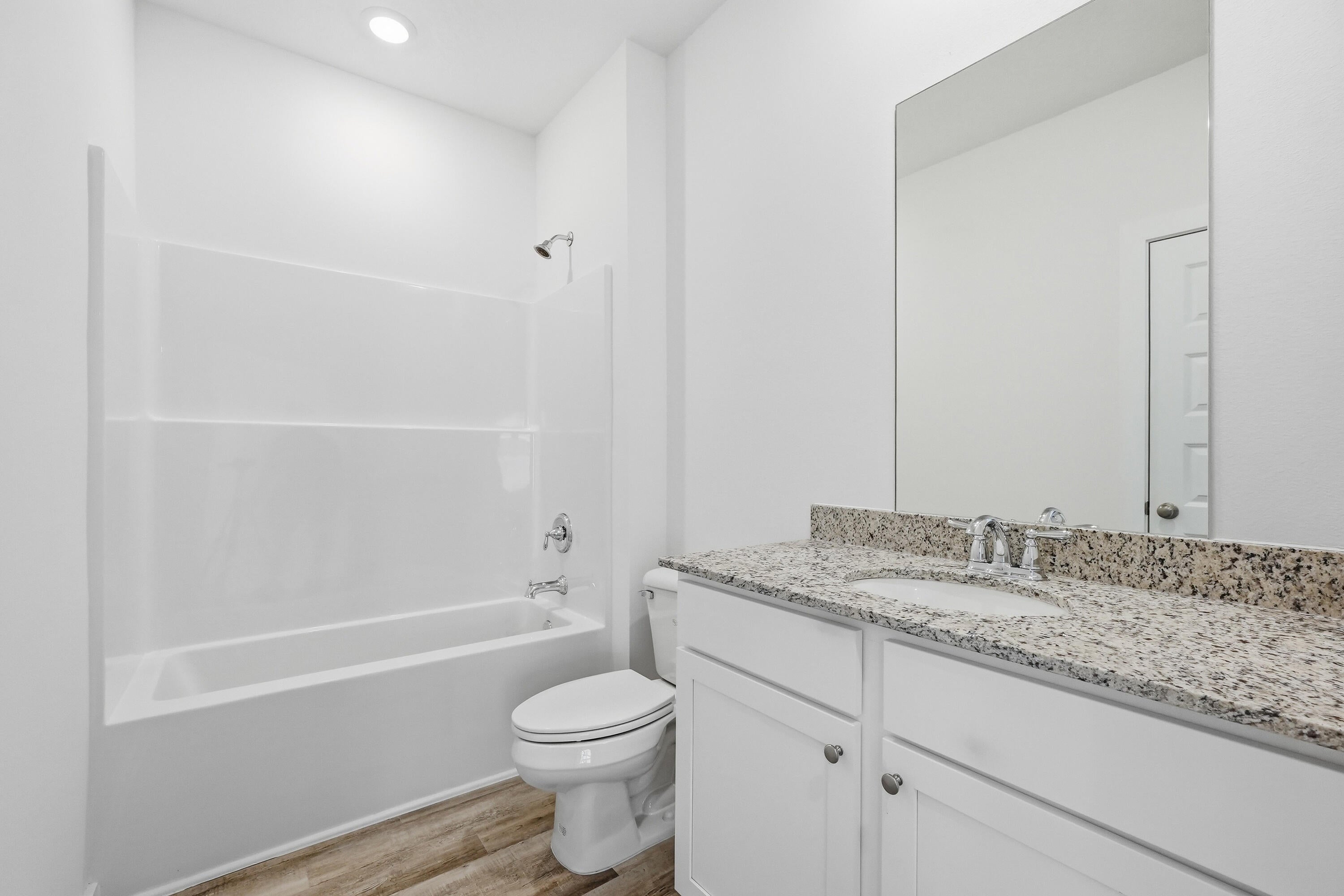 Owl's Head East - Residential Lease