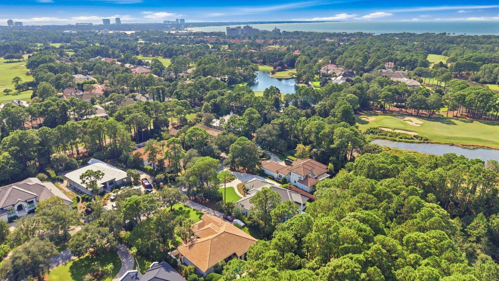 BAYTOWNE AVE EAST - Residential