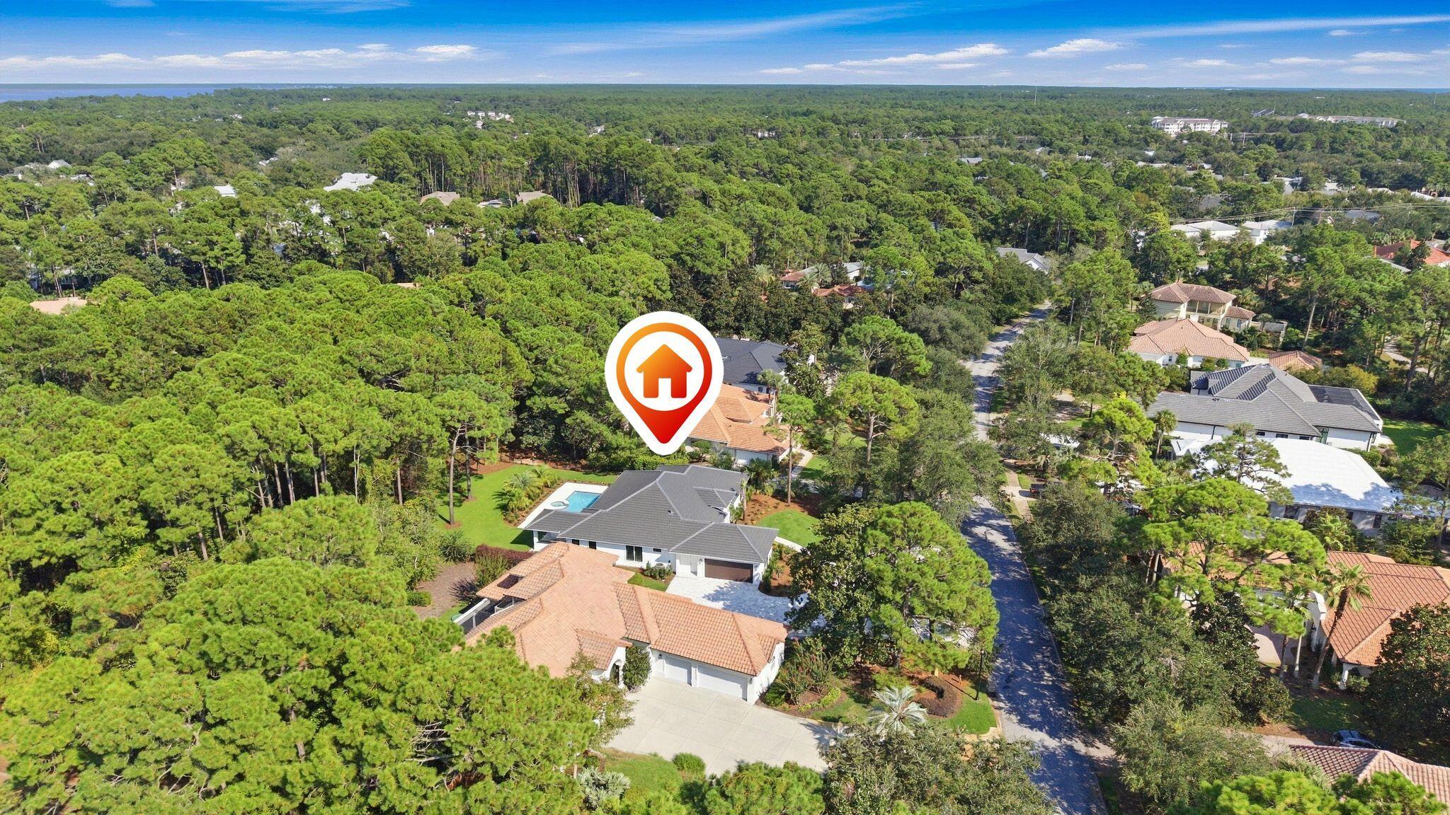 BAYTOWNE AVE EAST - Residential