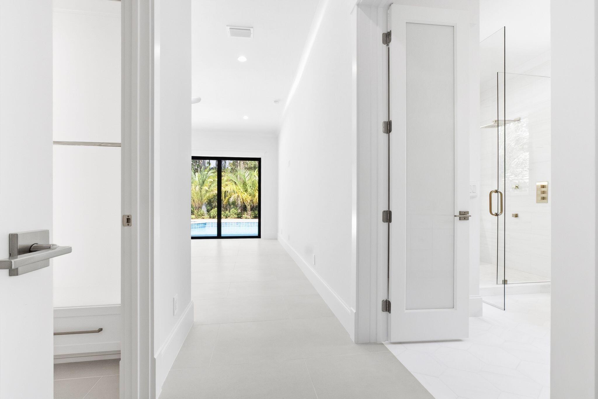 BAYTOWNE AVE EAST - Residential