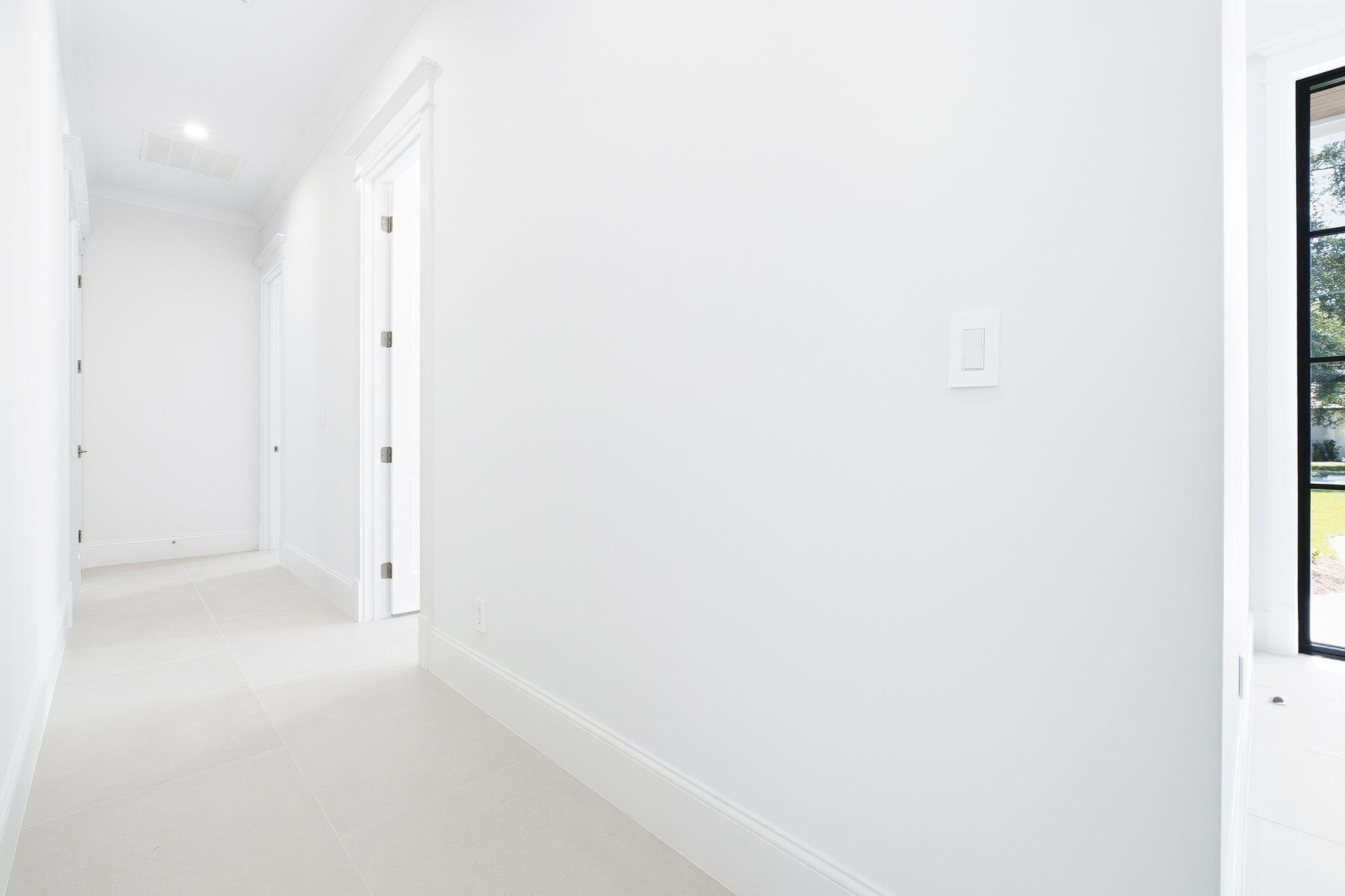 BAYTOWNE AVE EAST - Residential