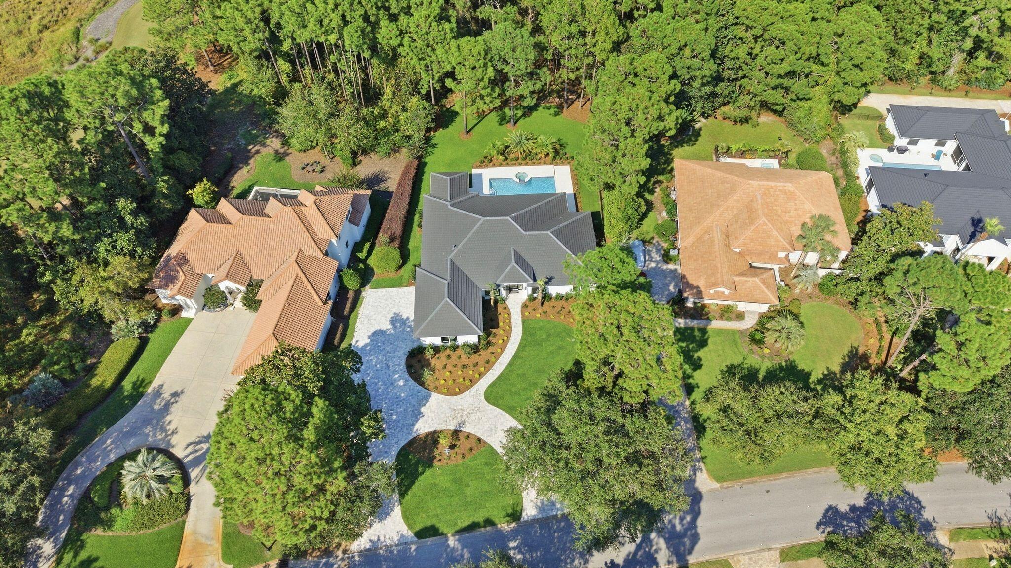 BAYTOWNE AVE EAST - Residential