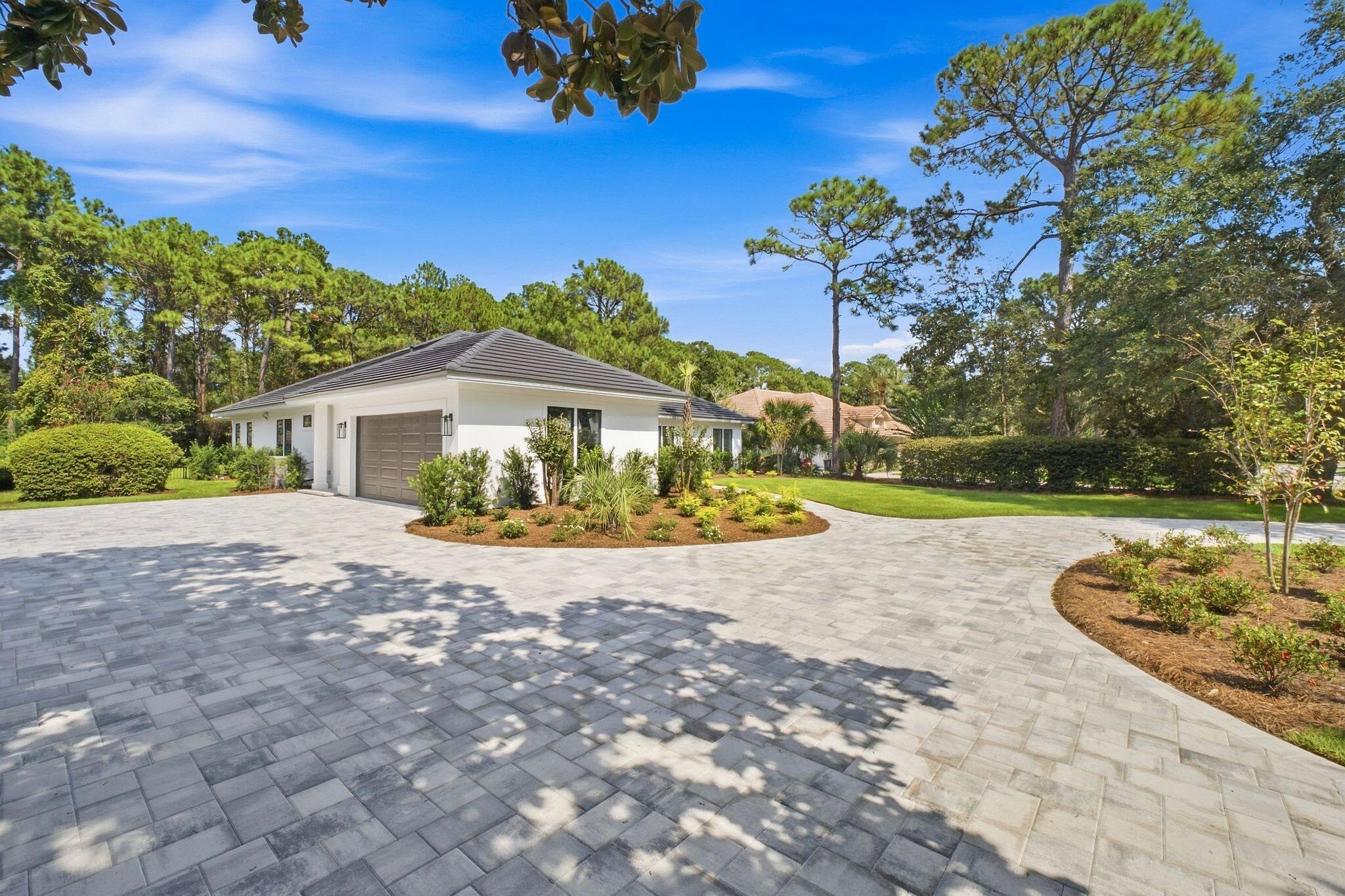 BAYTOWNE AVE EAST - Residential