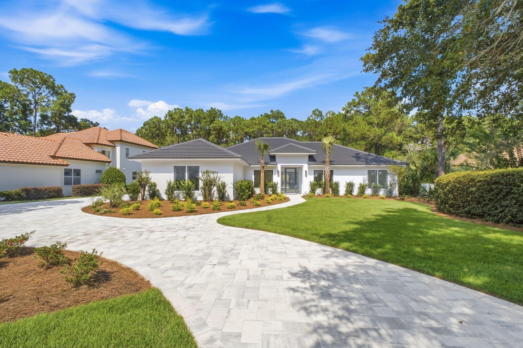 BAYTOWNE AVE EAST - Residential