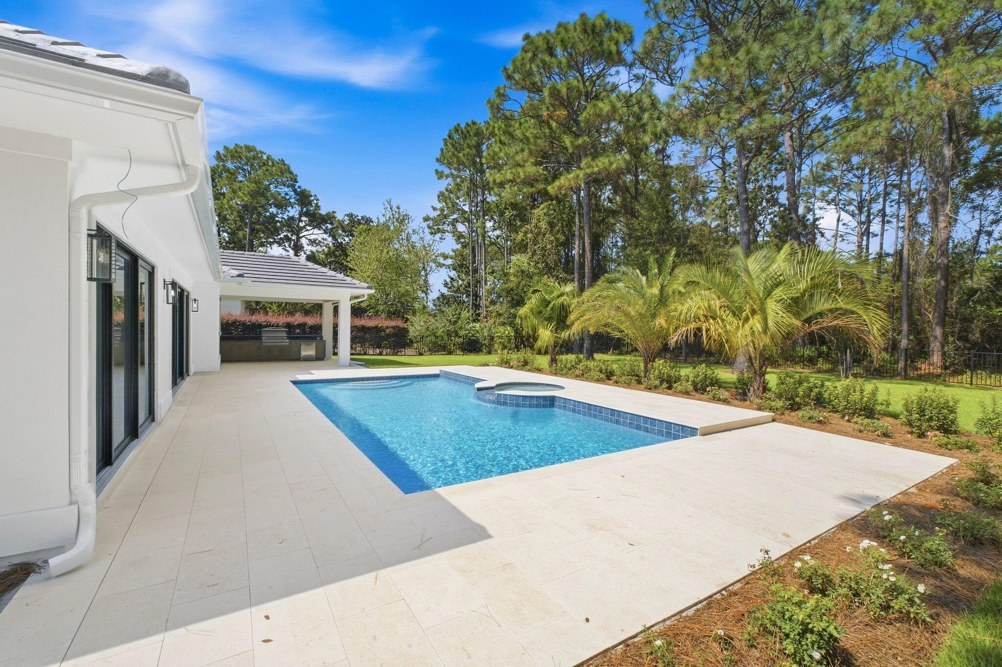 BAYTOWNE AVE EAST - Residential