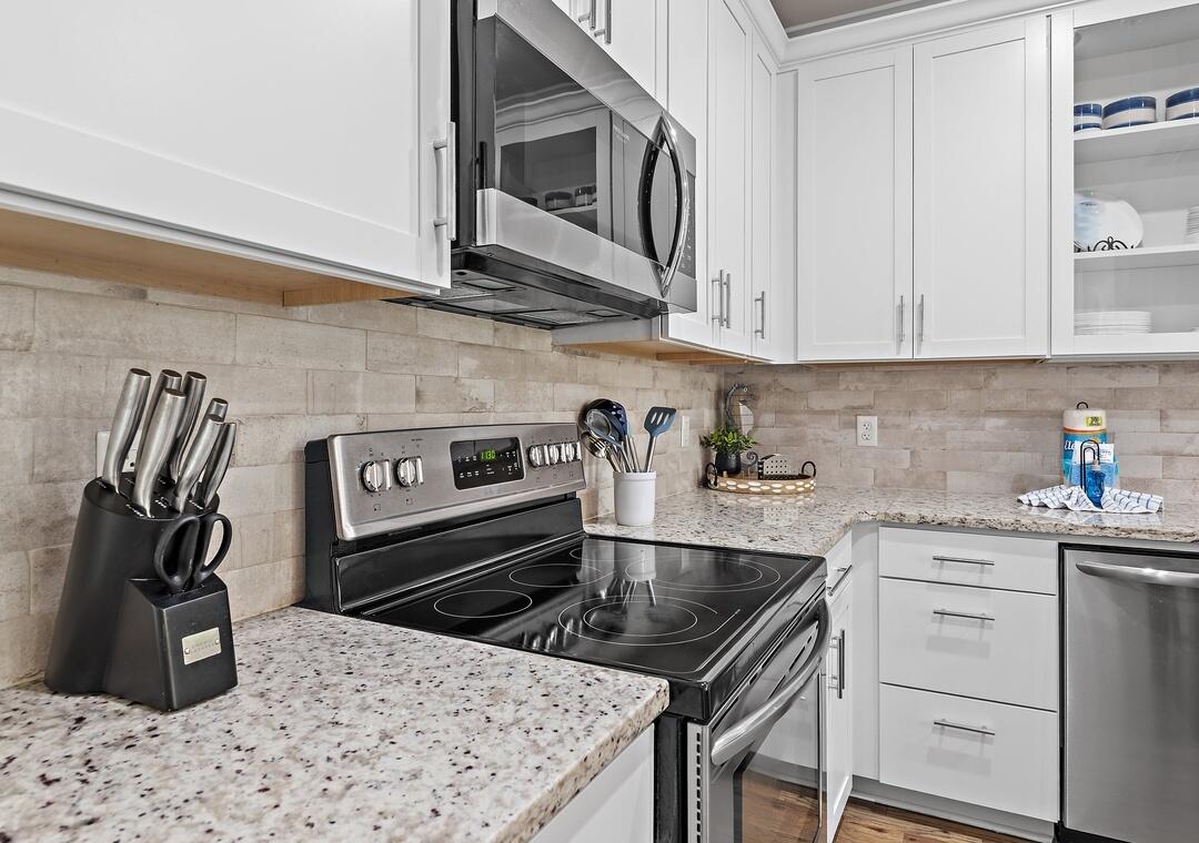 DRIFTWOOD DRIVE TOWNHOMES - Residential