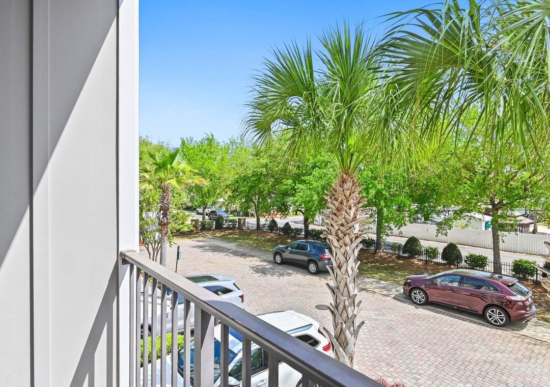 DRIFTWOOD DRIVE TOWNHOMES - Residential