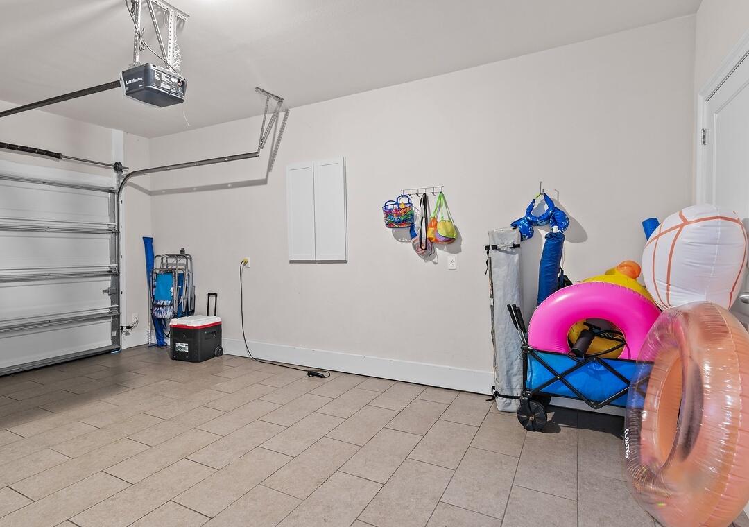 DRIFTWOOD DRIVE TOWNHOMES - Residential