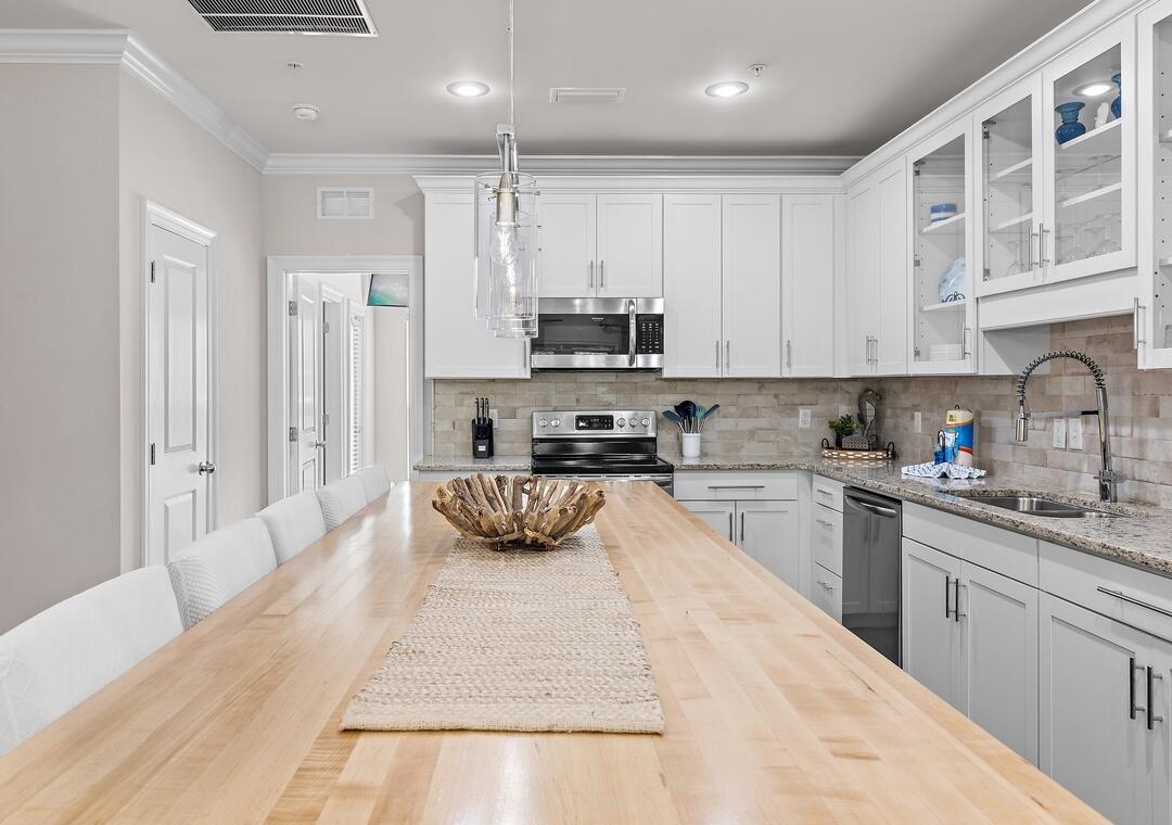 DRIFTWOOD DRIVE TOWNHOMES - Residential