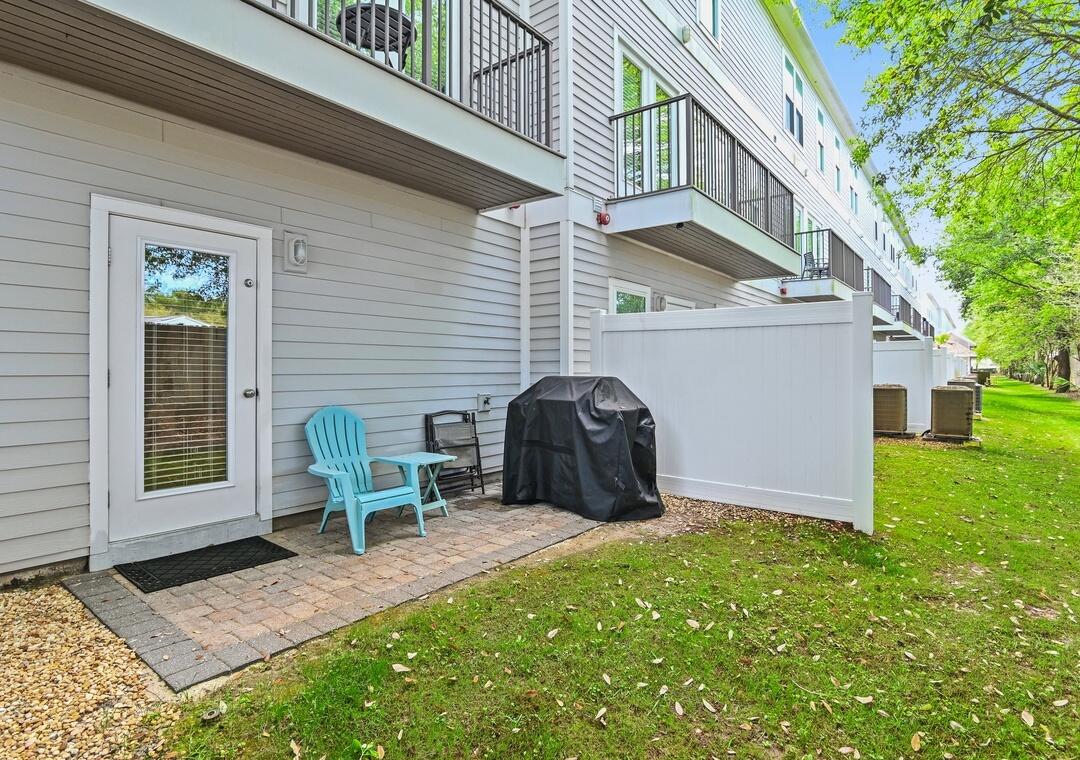 DRIFTWOOD DRIVE TOWNHOMES - Residential