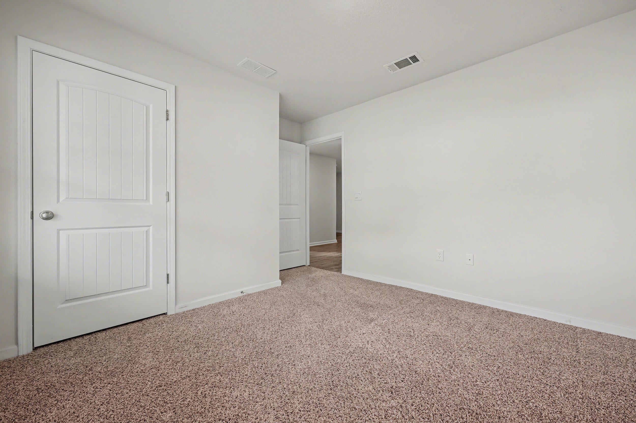 LAKERIDGE EST - Residential