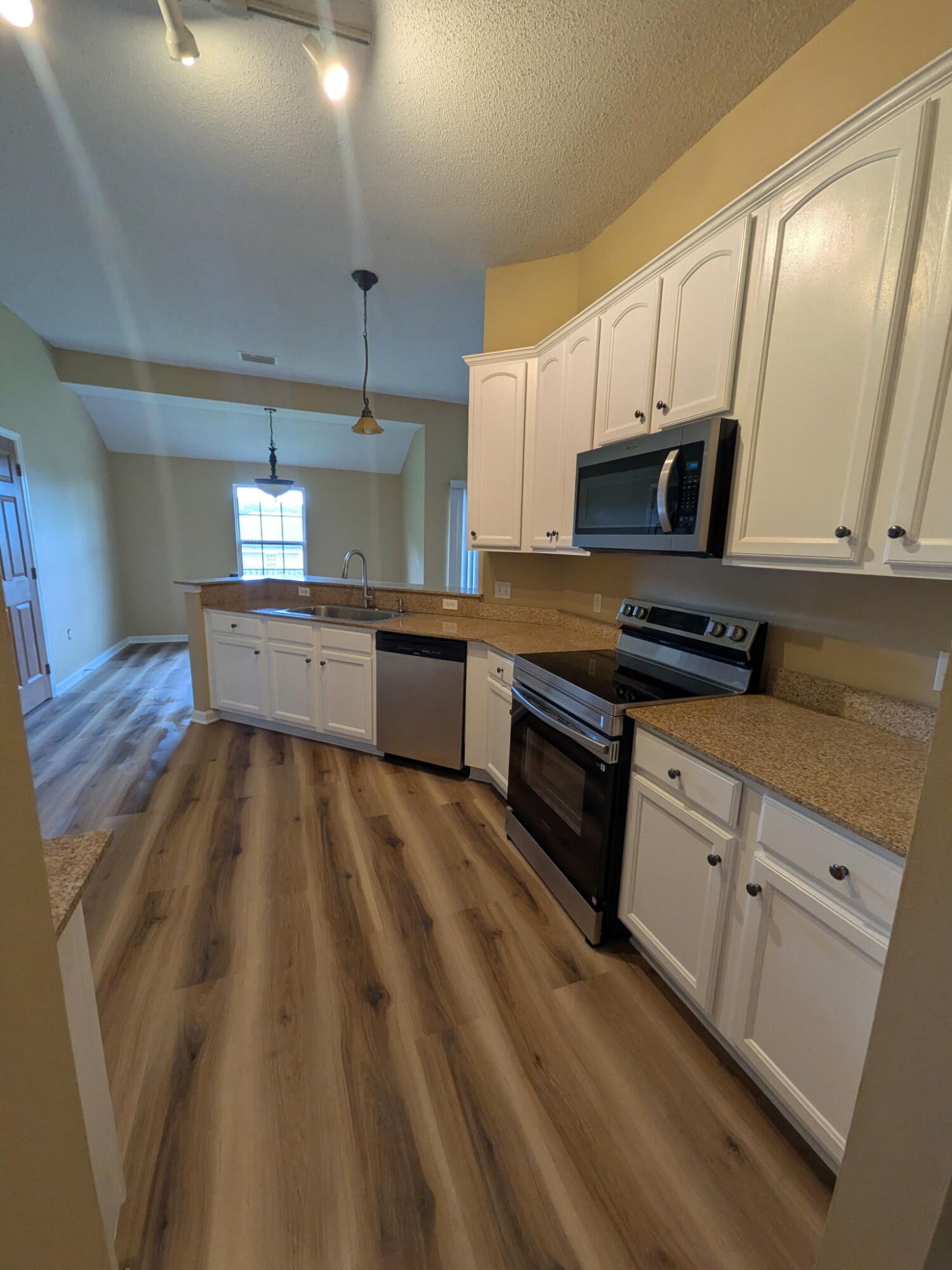LEE FARMS PH II - Residential Lease