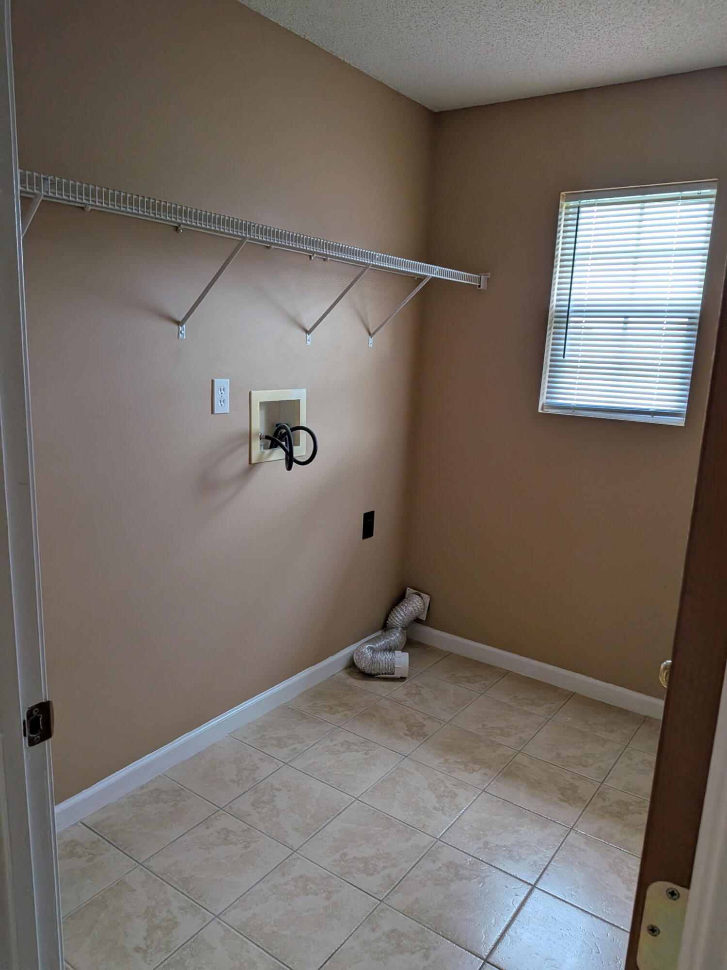 LEE FARMS PH II - Residential Lease