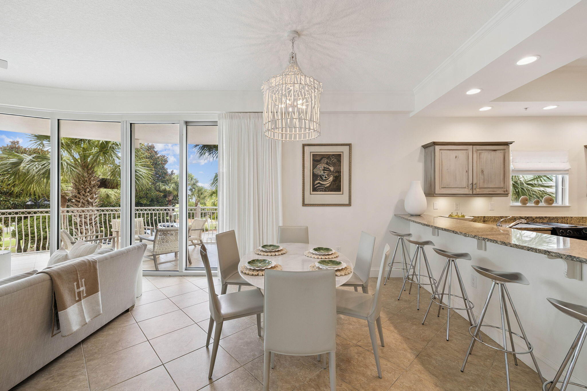 ALEXANDER AT PALM COURT - Residential