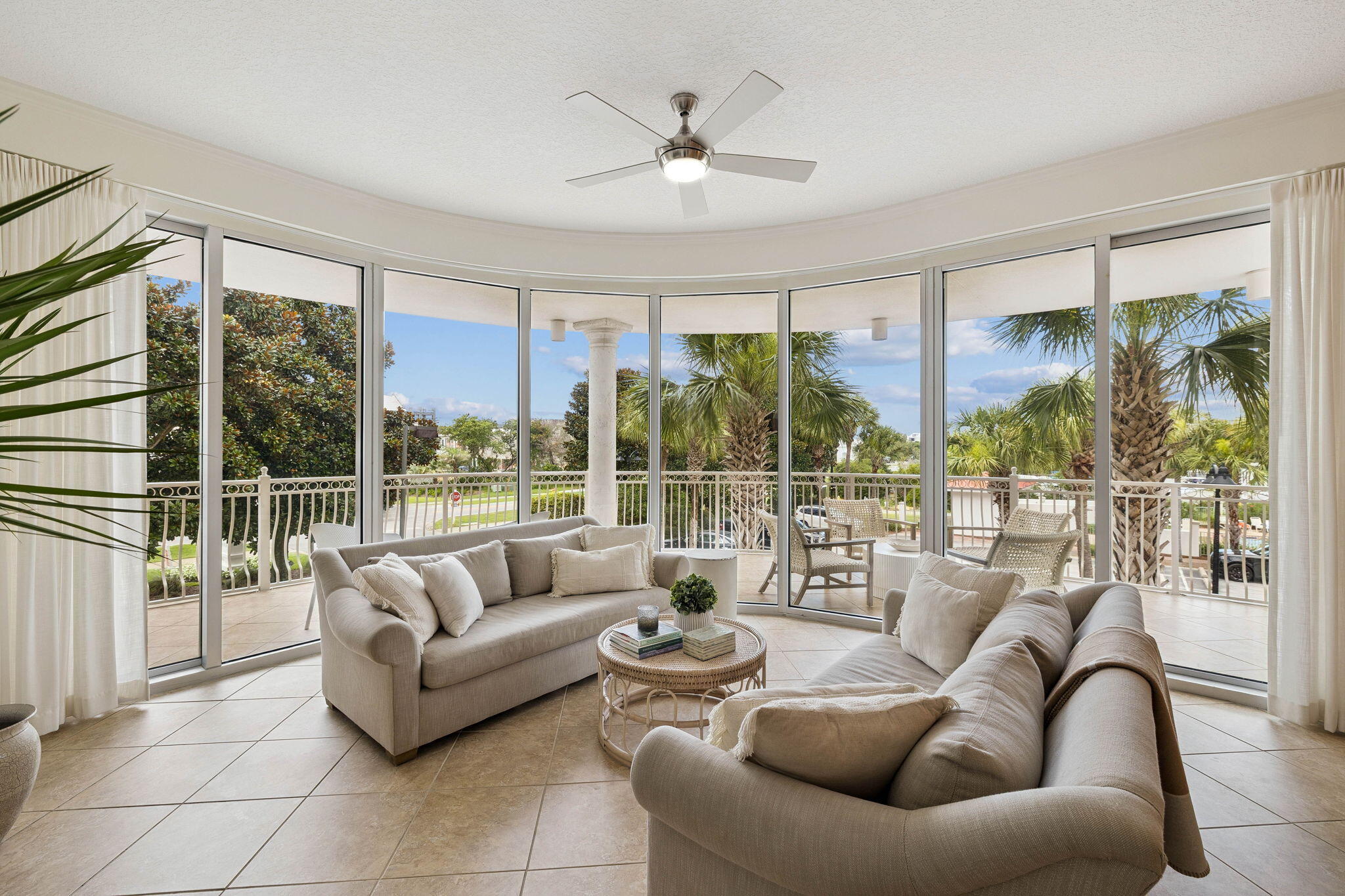 ALEXANDER AT PALM COURT - Residential