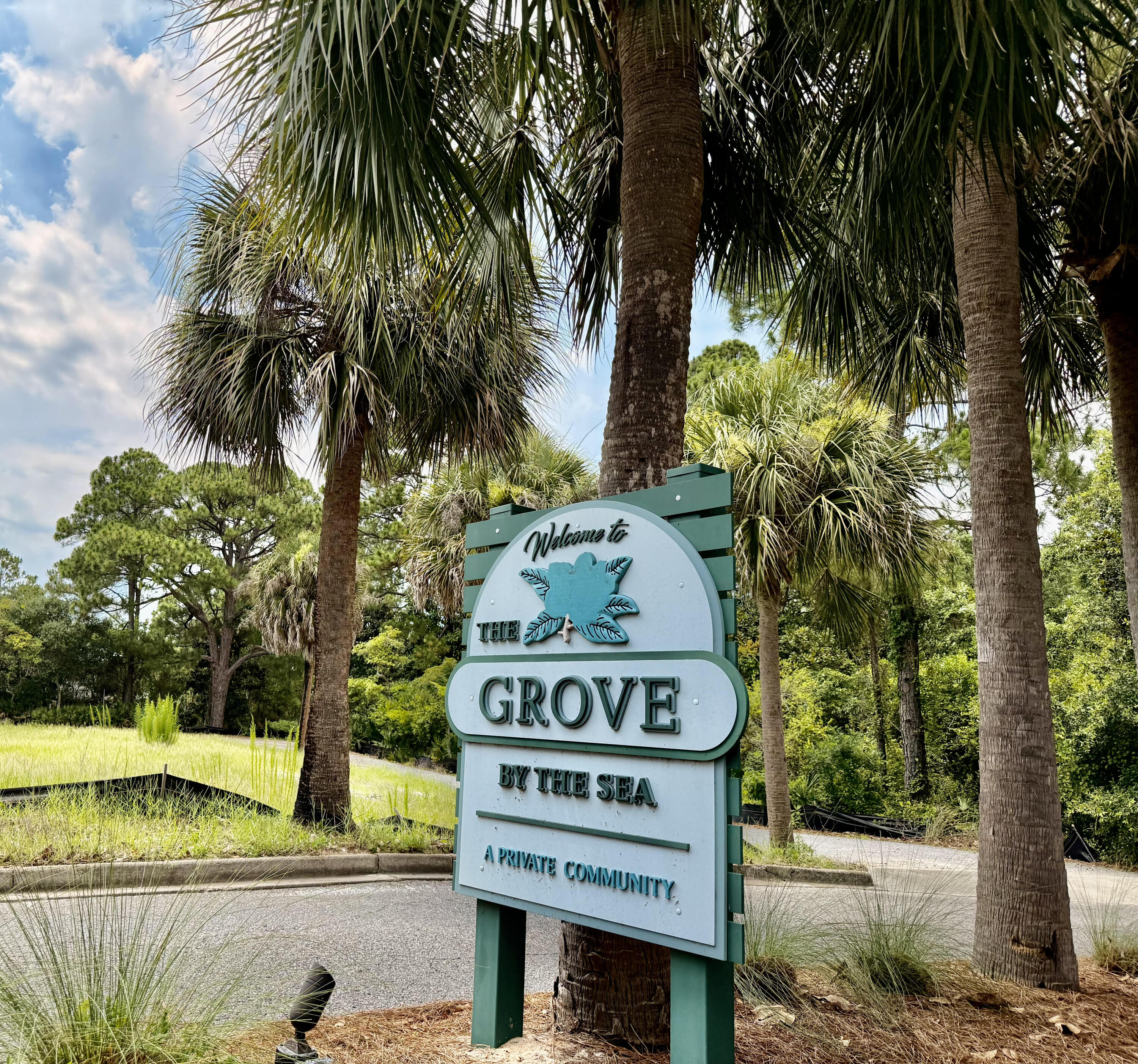 GROVE BY THE SEA - Residential
