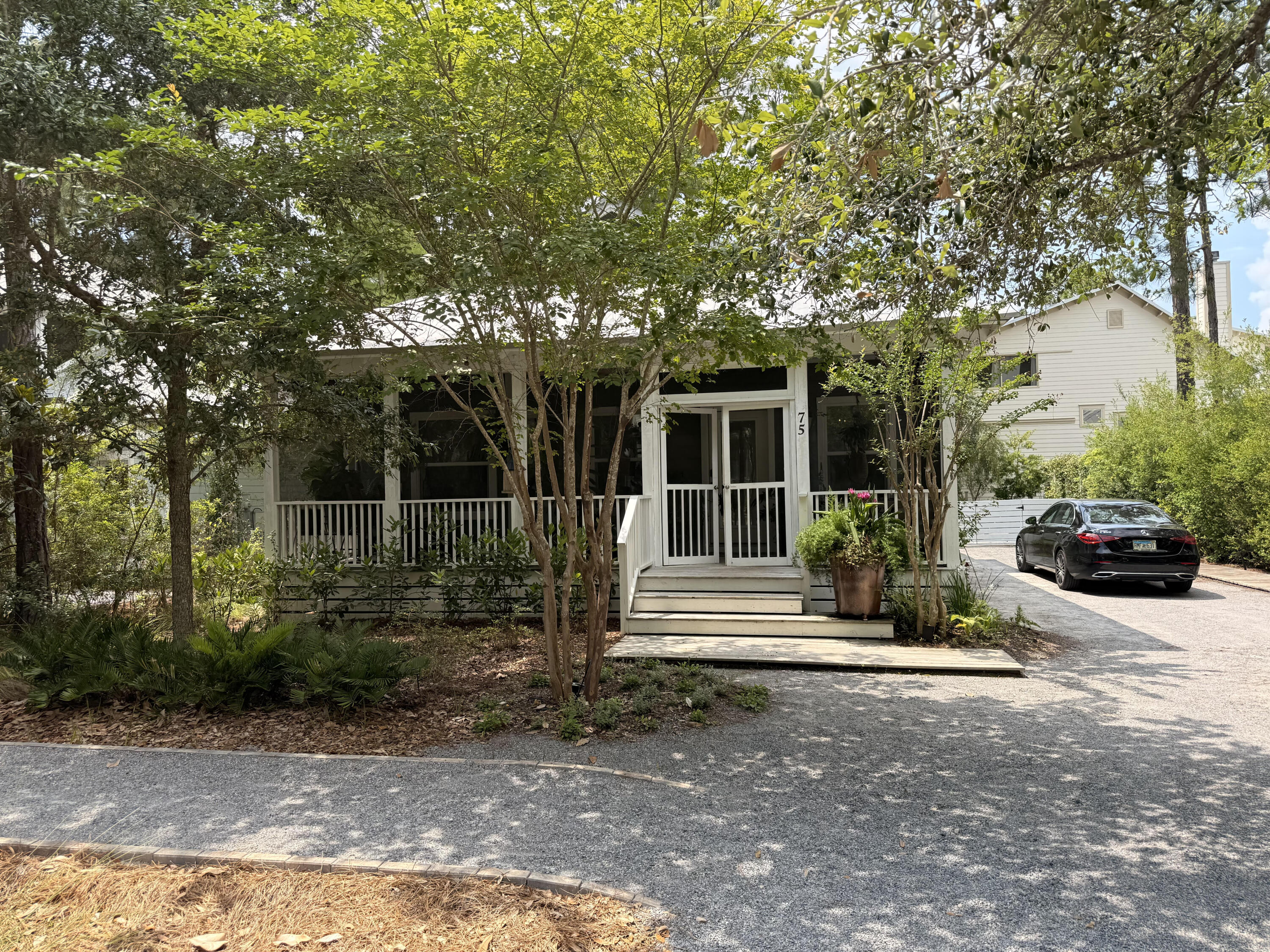 GROVE BY THE SEA - Residential