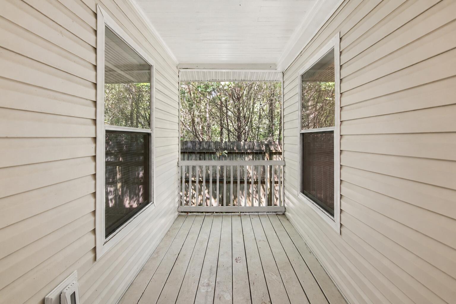 TOWN OF DEFUNIAK SPRINGS - Residential