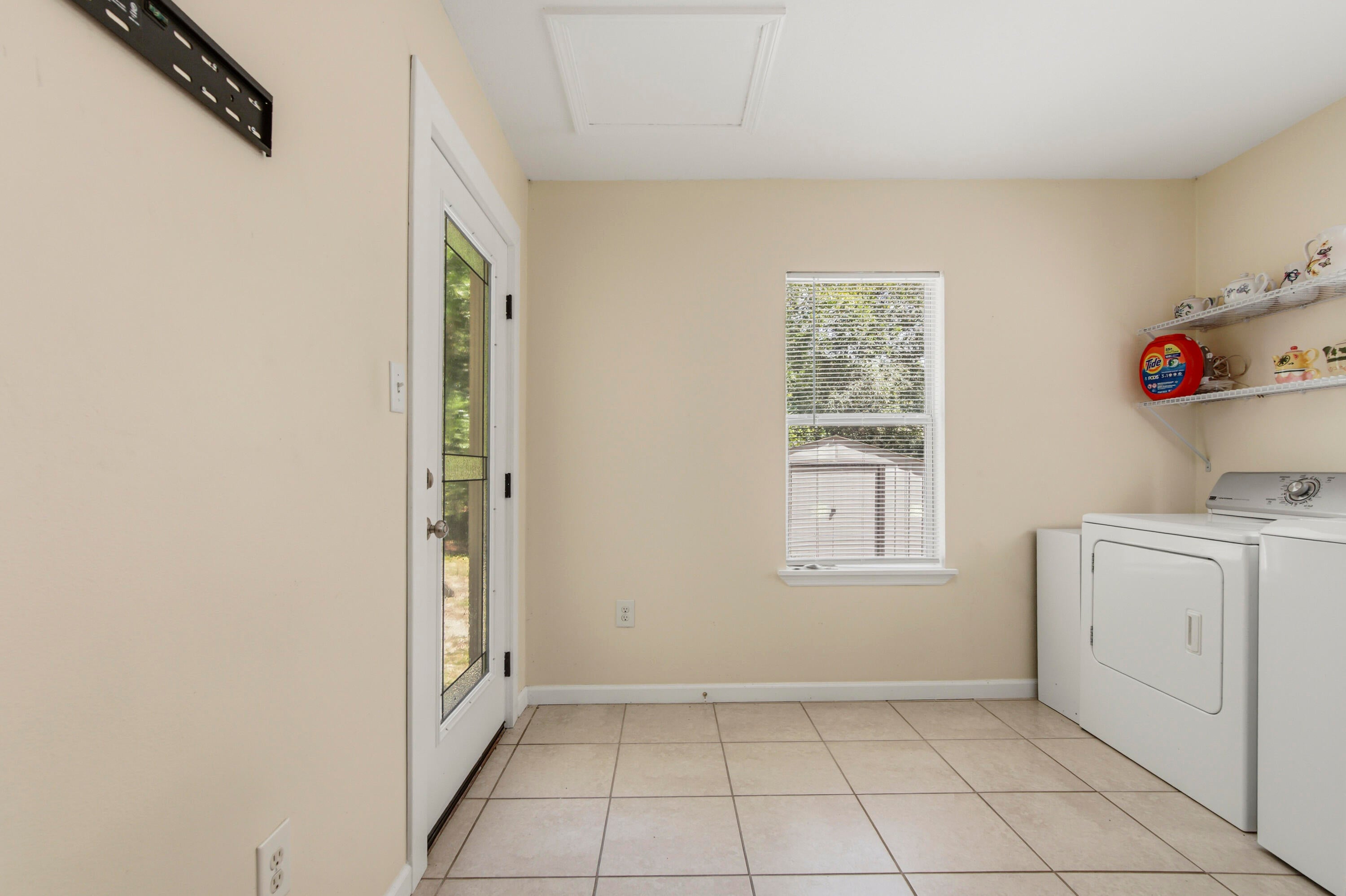 TOWN OF DEFUNIAK SPRINGS - Residential