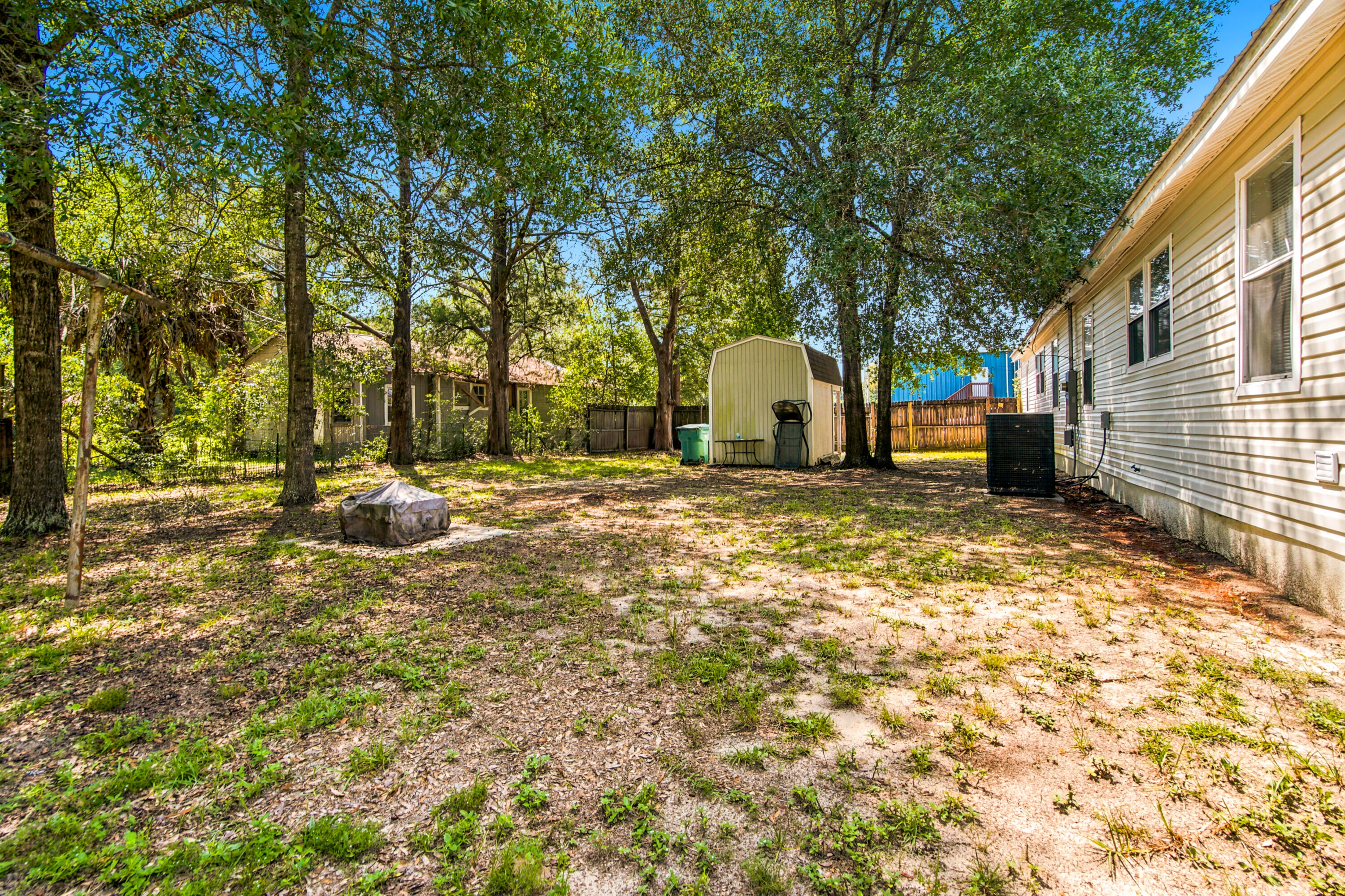 TOWN OF DEFUNIAK SPRINGS - Residential
