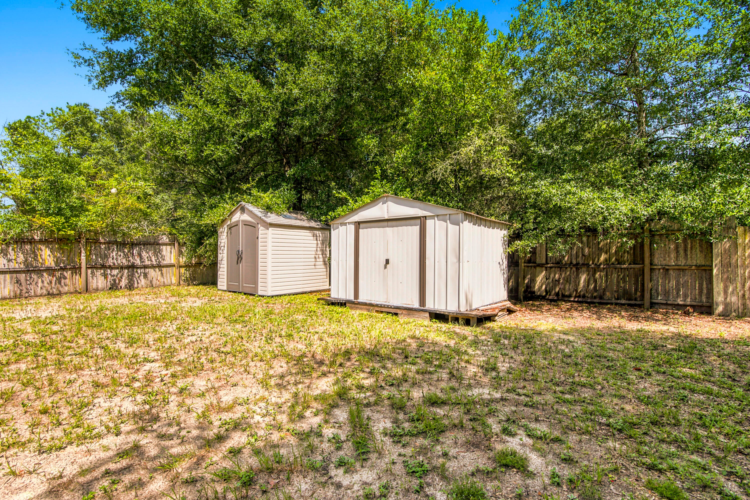 TOWN OF DEFUNIAK SPRINGS - Residential