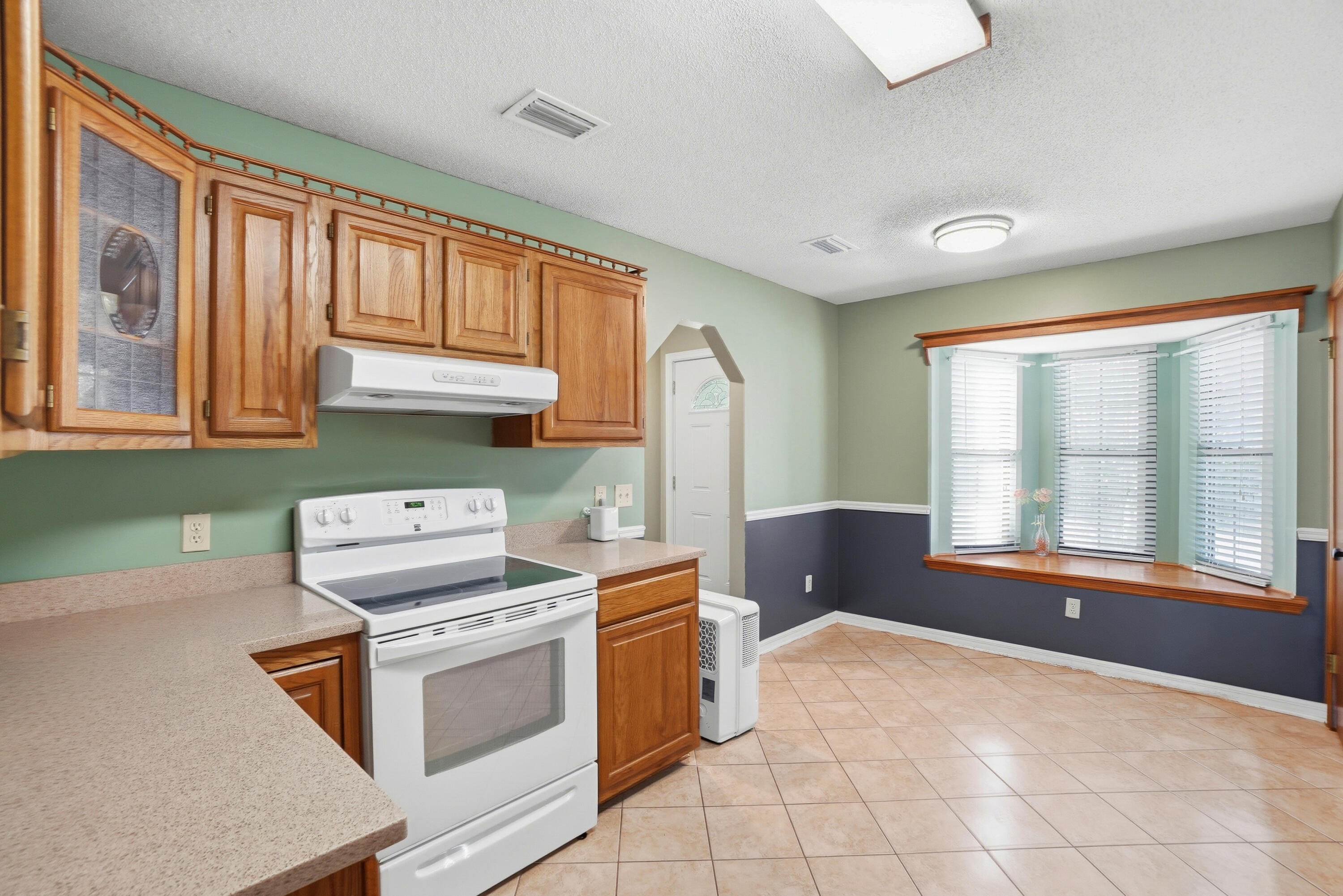 COUNTRYVIEW ESTATES 1ST ADDN - Residential