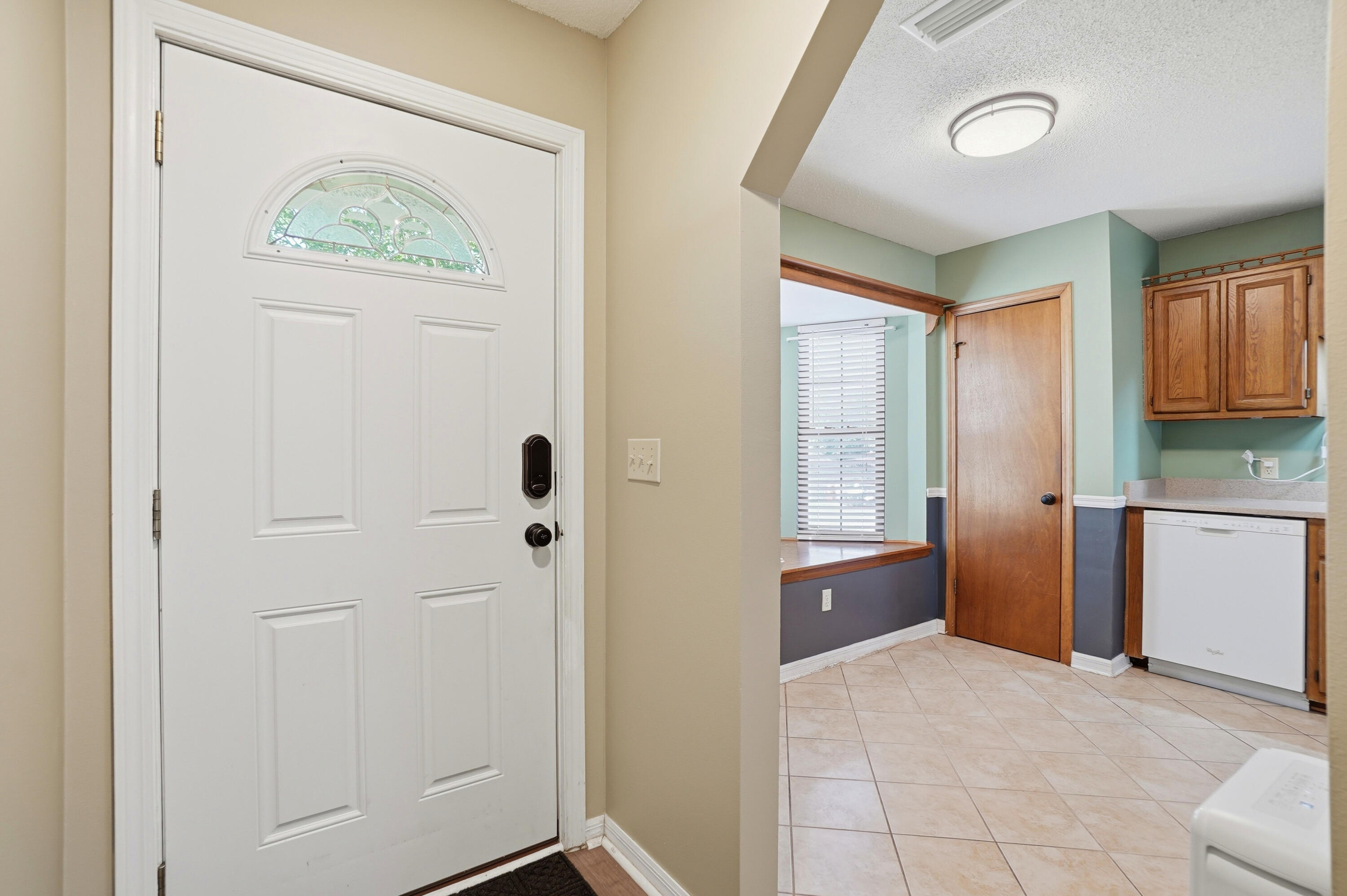 COUNTRYVIEW ESTATES 1ST ADDN - Residential