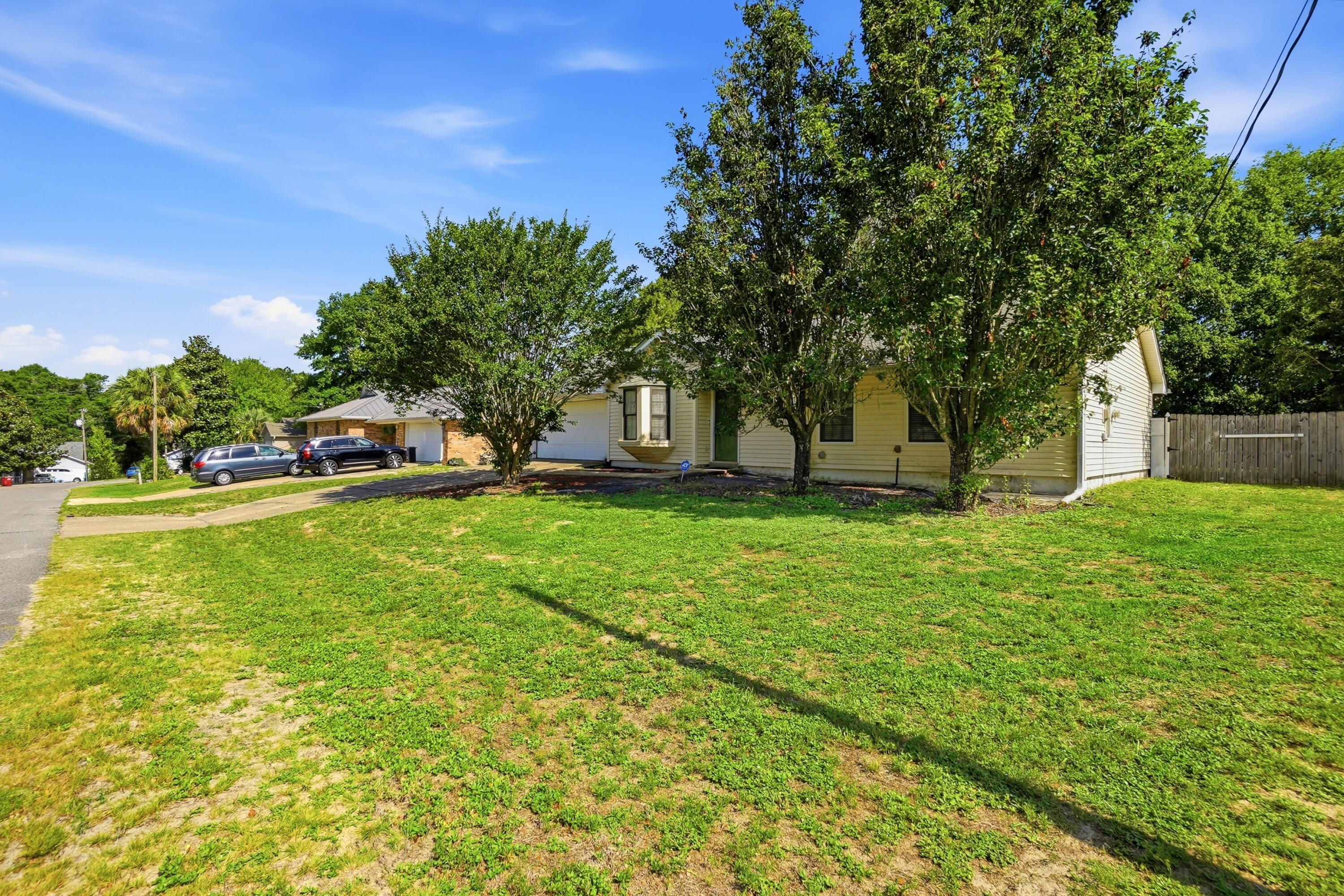 COUNTRYVIEW ESTATES 1ST ADDN - Residential
