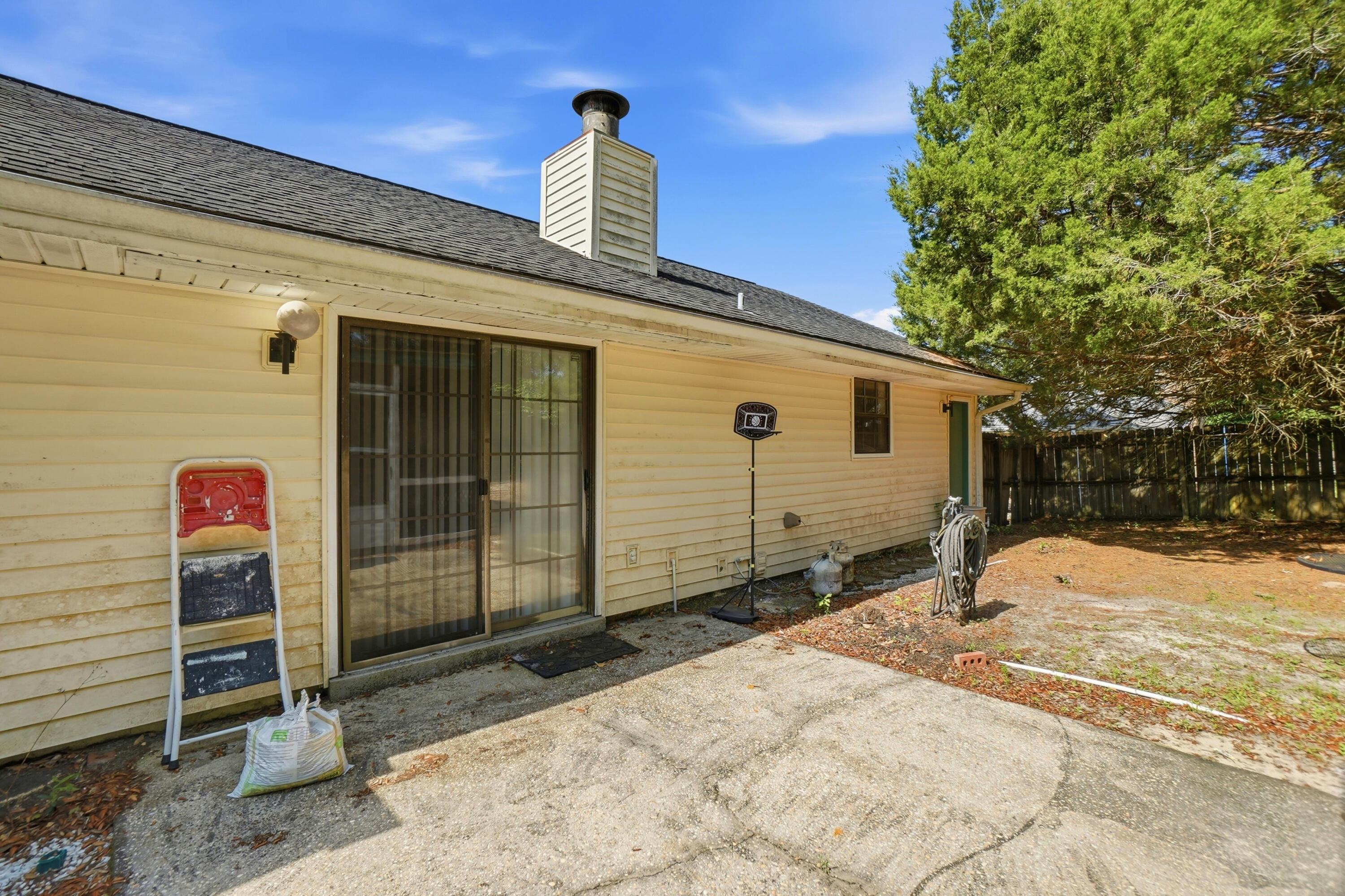 COUNTRYVIEW ESTATES 1ST ADDN - Residential