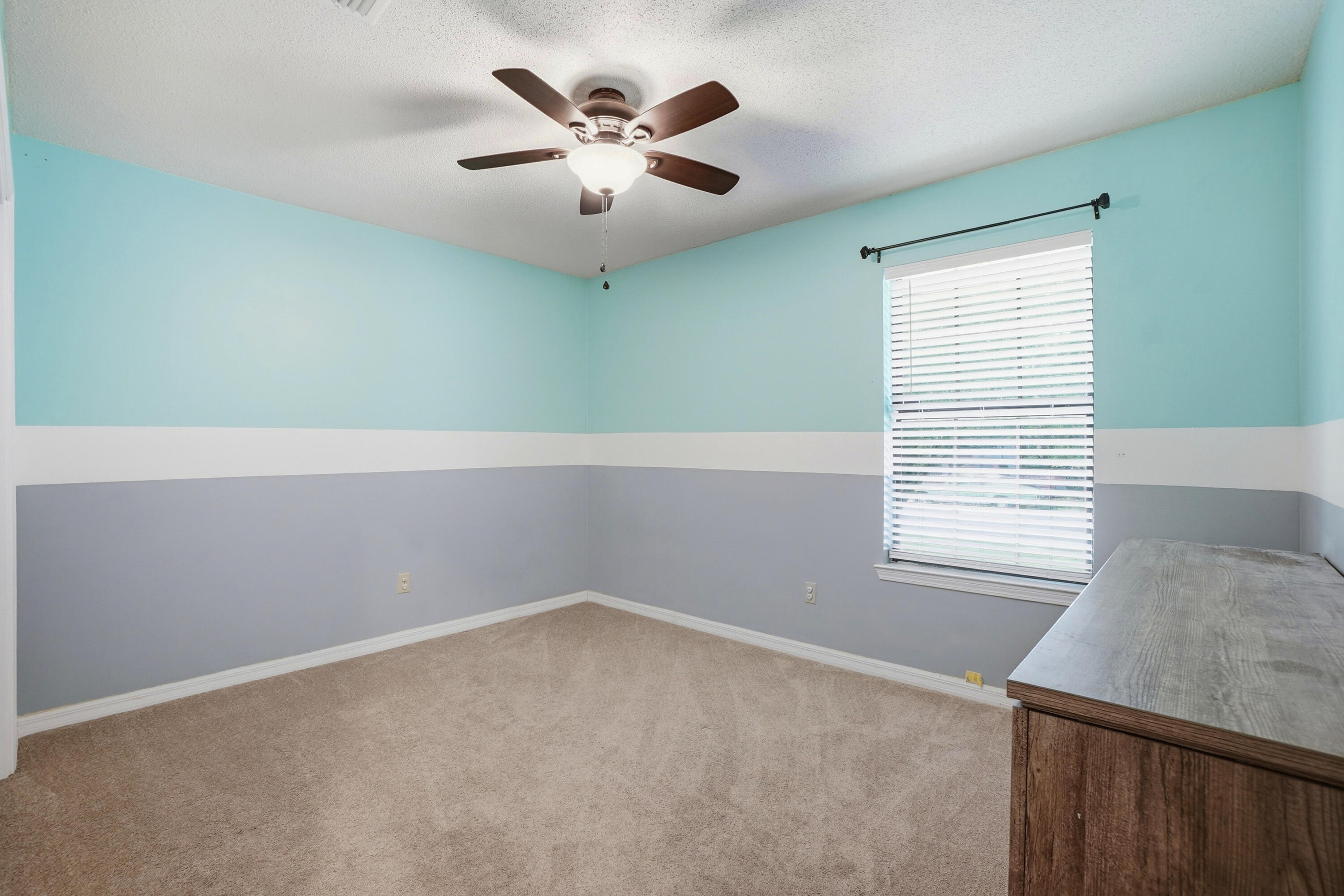 COUNTRYVIEW ESTATES 1ST ADDN - Residential