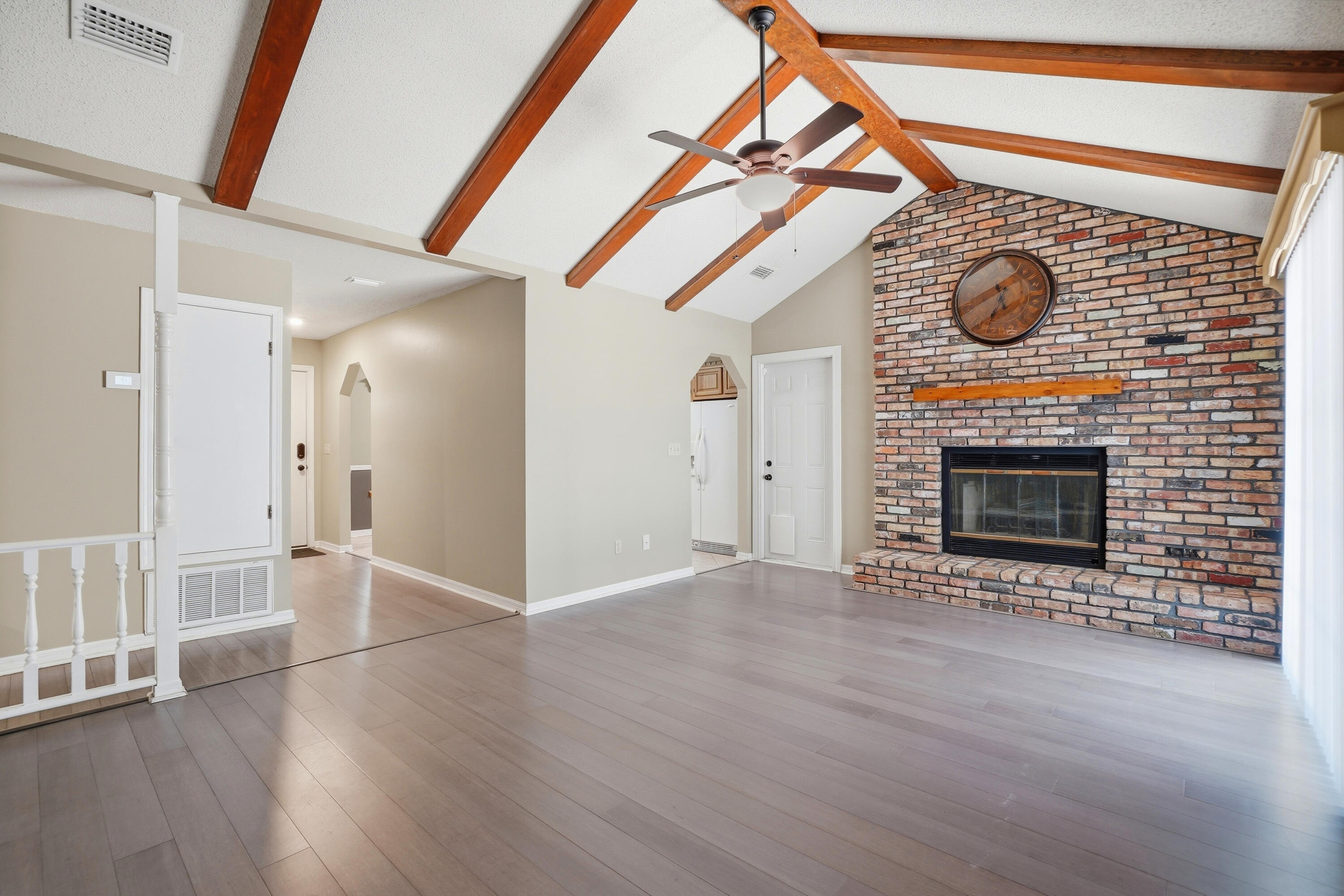 COUNTRYVIEW ESTATES 1ST ADDN - Residential