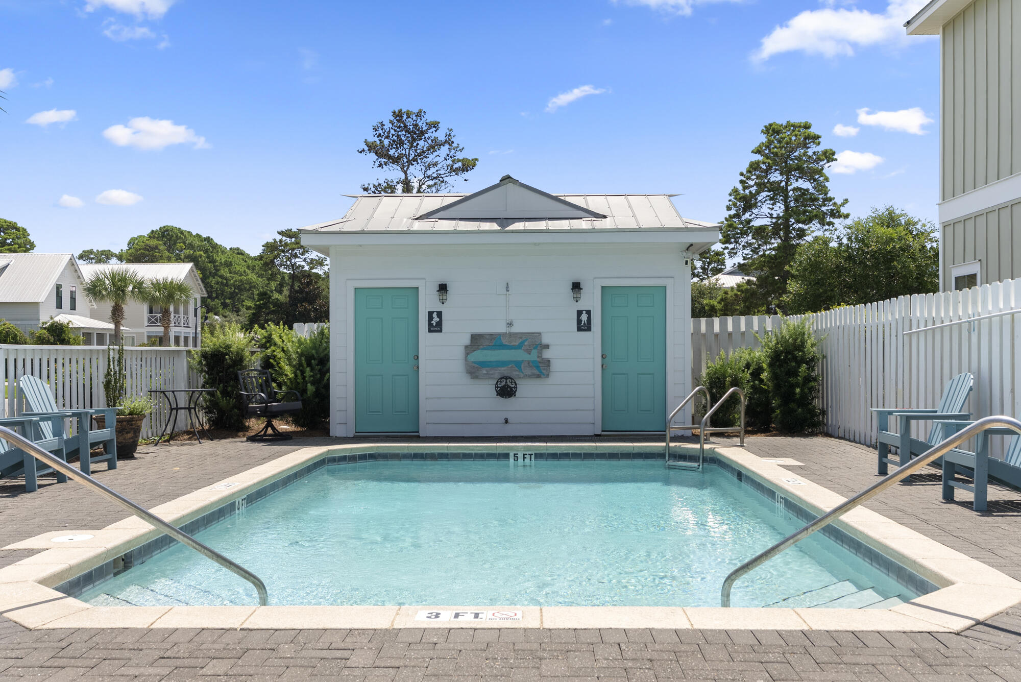 GULF REFLECTIONS - Residential