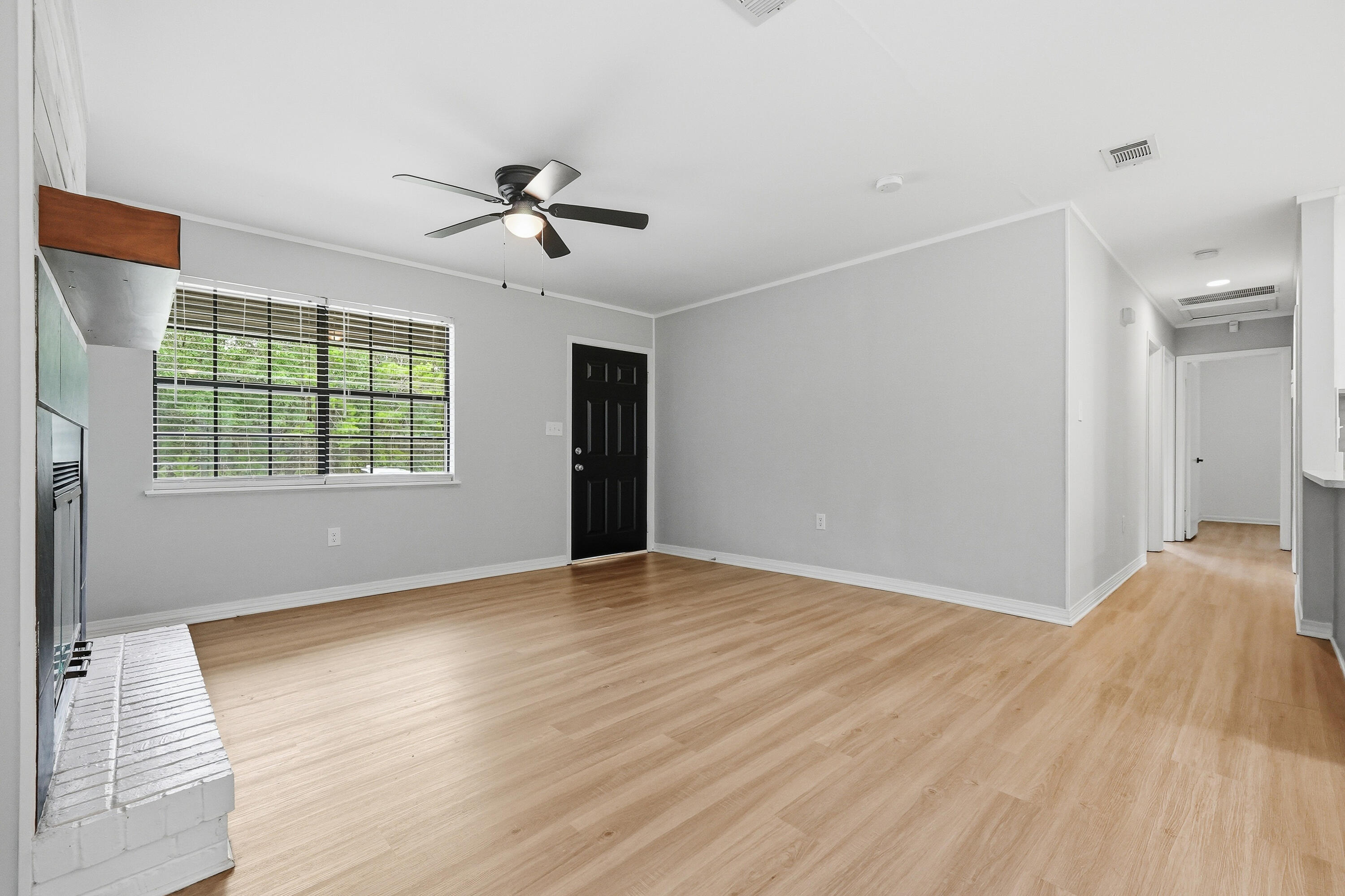 ADAMS POWELL EAST - Residential