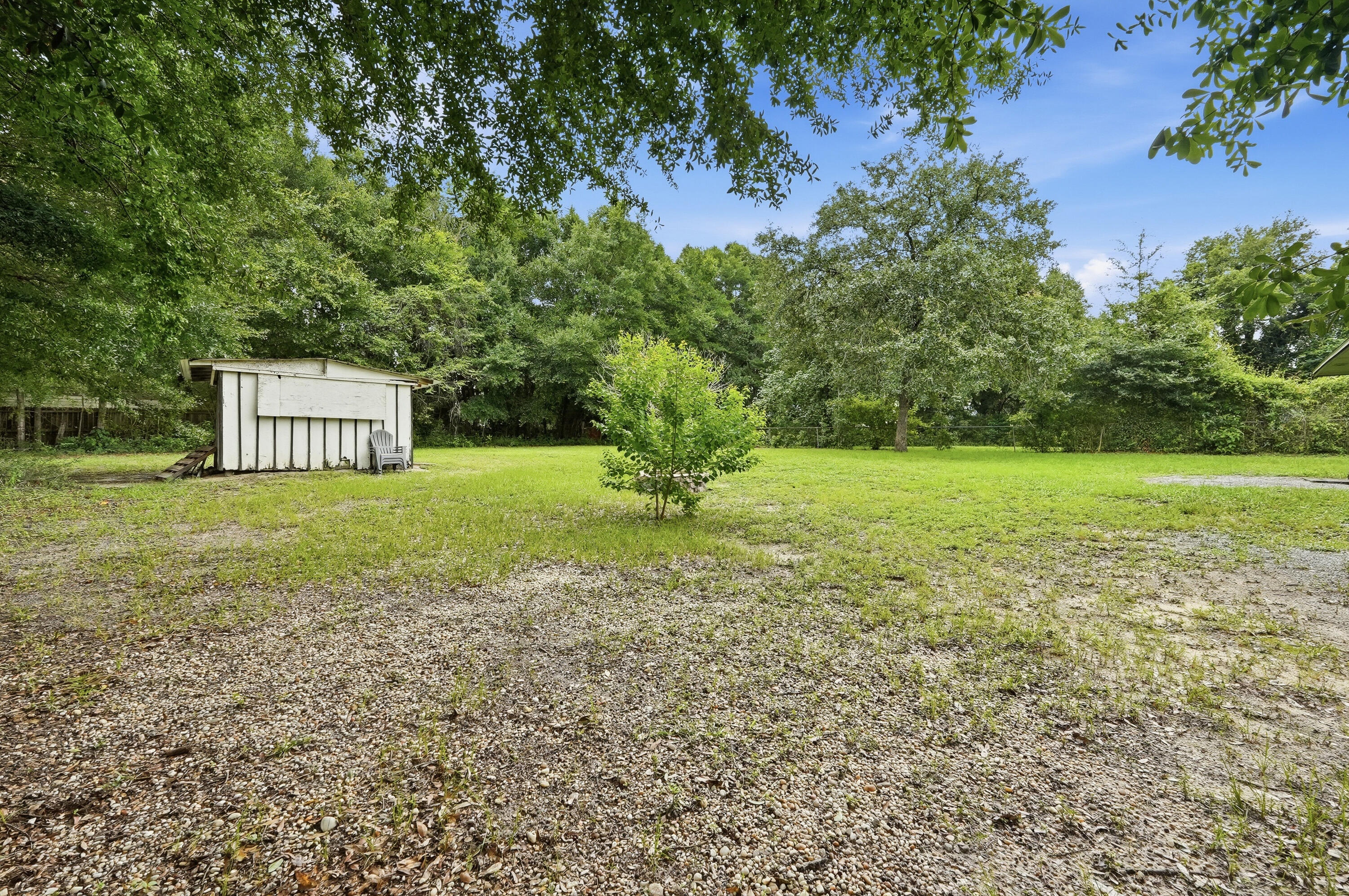 ADAMS POWELL EAST - Residential