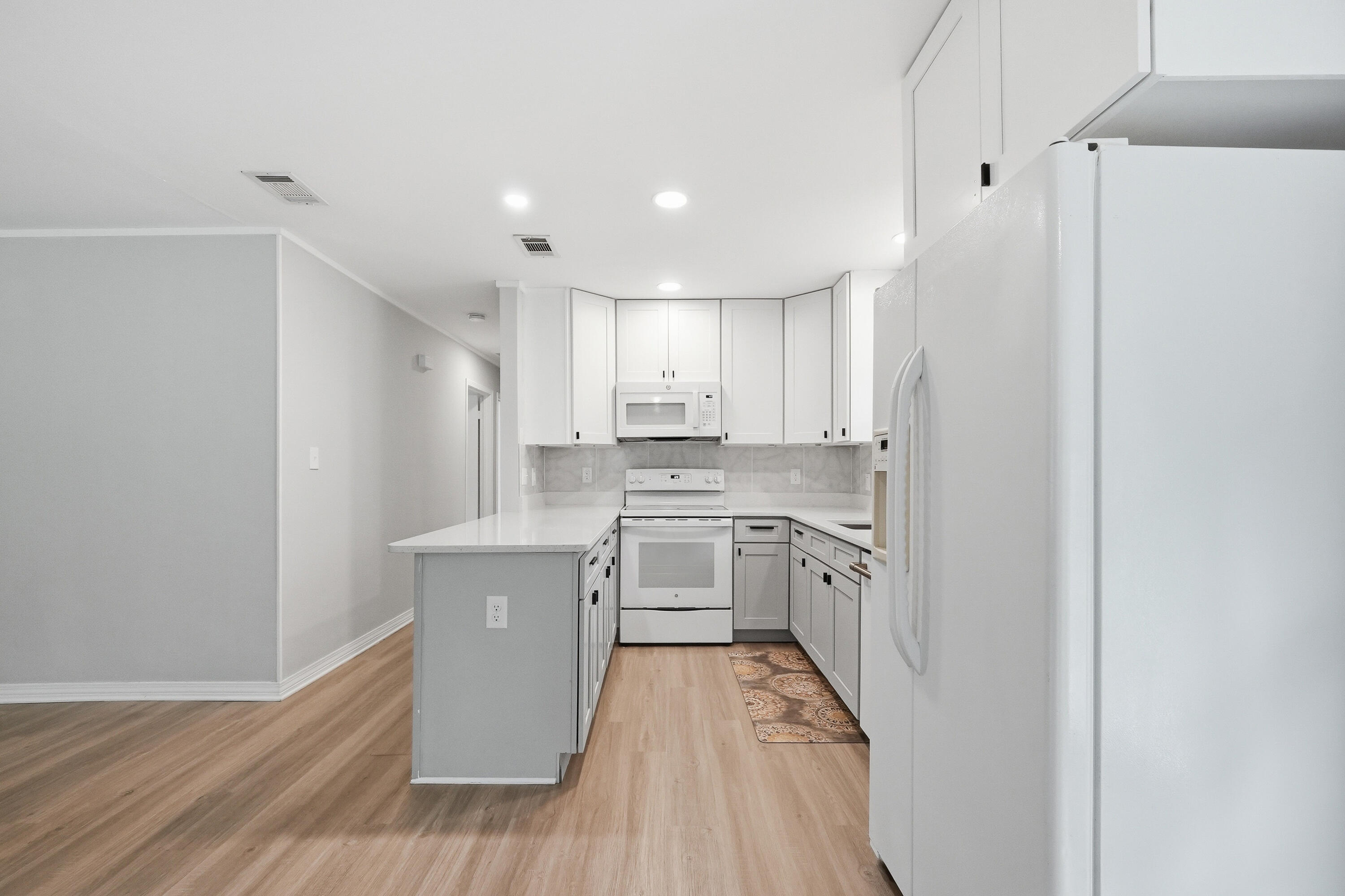 ADAMS POWELL EAST - Residential