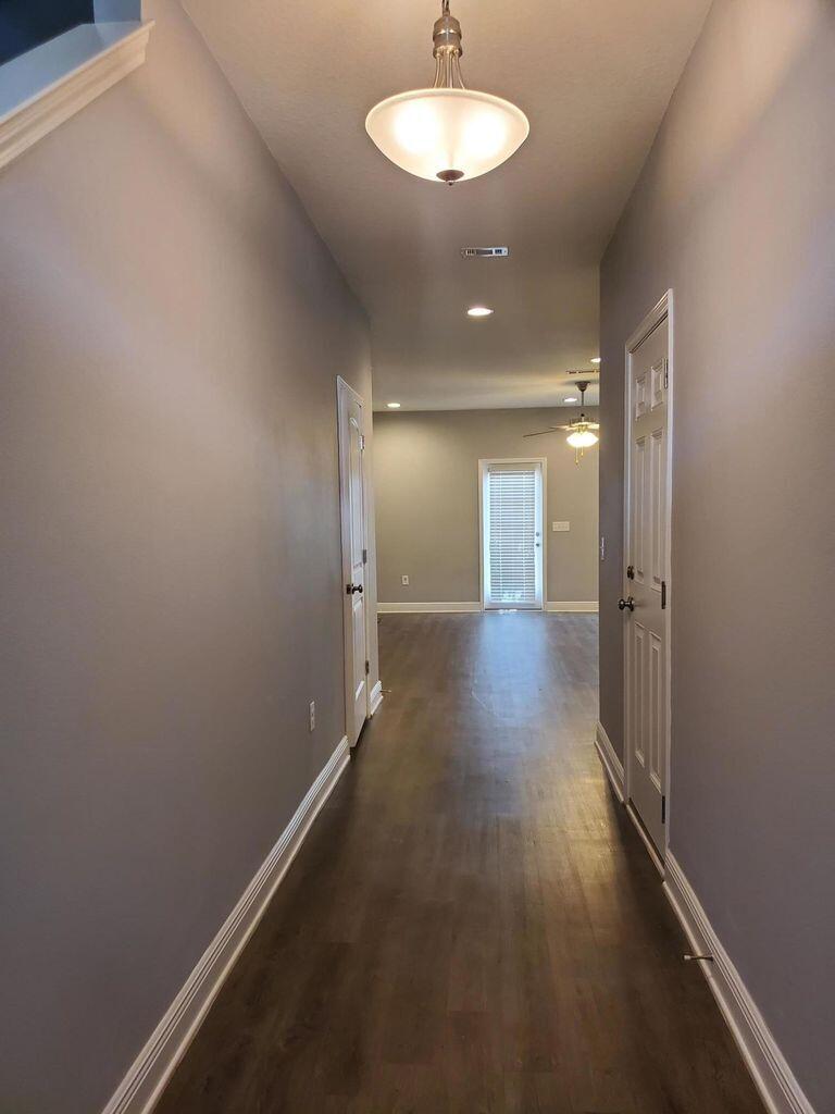 IRON HORSE T/H PH 1 LOT 4 BLK A - Residential Lease