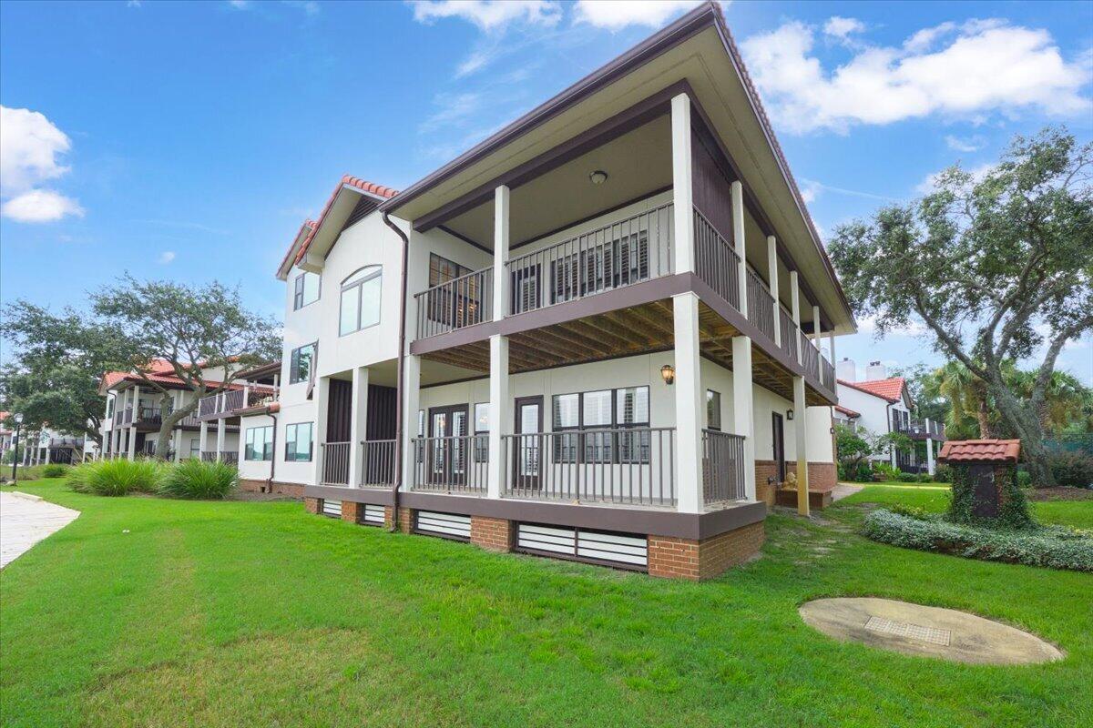 BAYBRIDGE CONDO - Residential