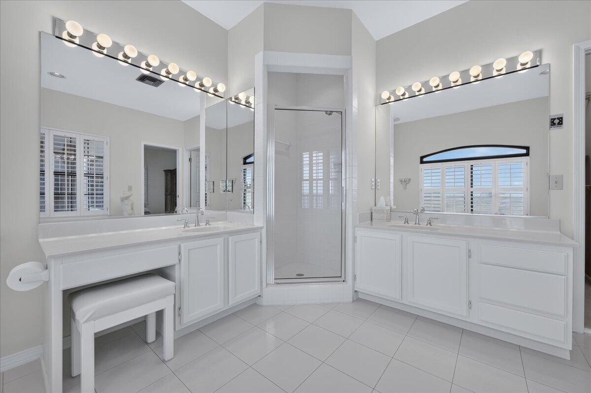 BAYBRIDGE CONDO - Residential
