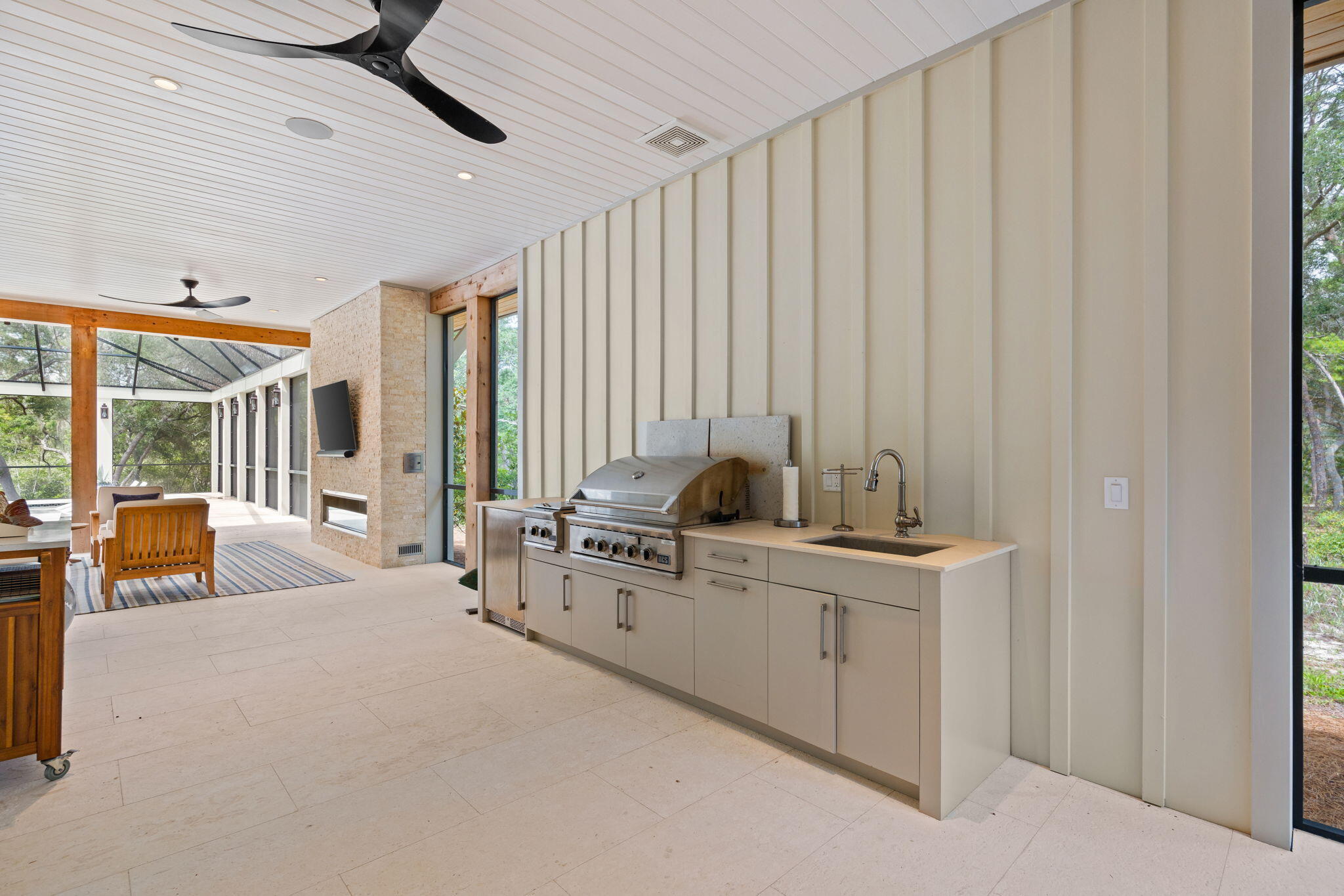 WILD HERON - Residential