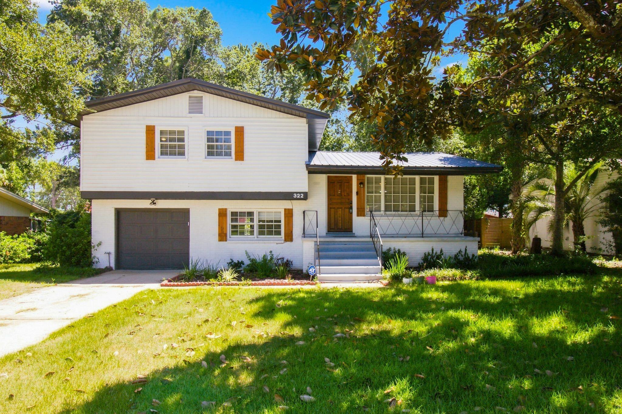 VESTA HEIGHTS 4TH ADDN - Residential