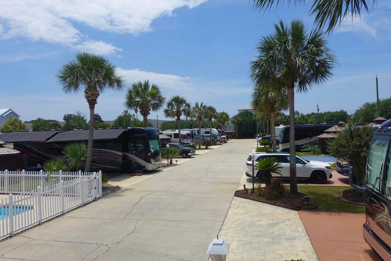 OCEANSIDE - Land