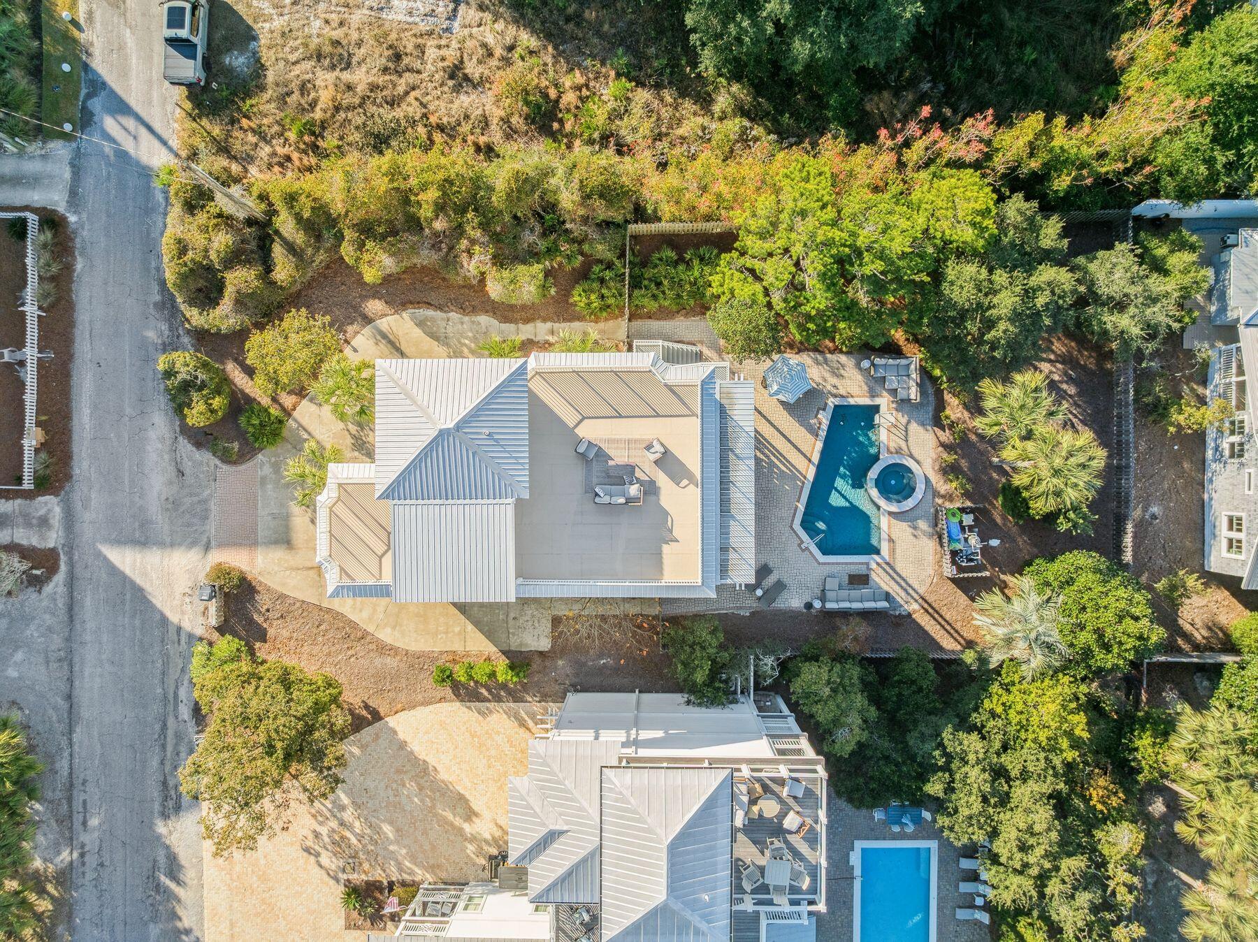 BLUE MOUNTAIN BEACH - Residential