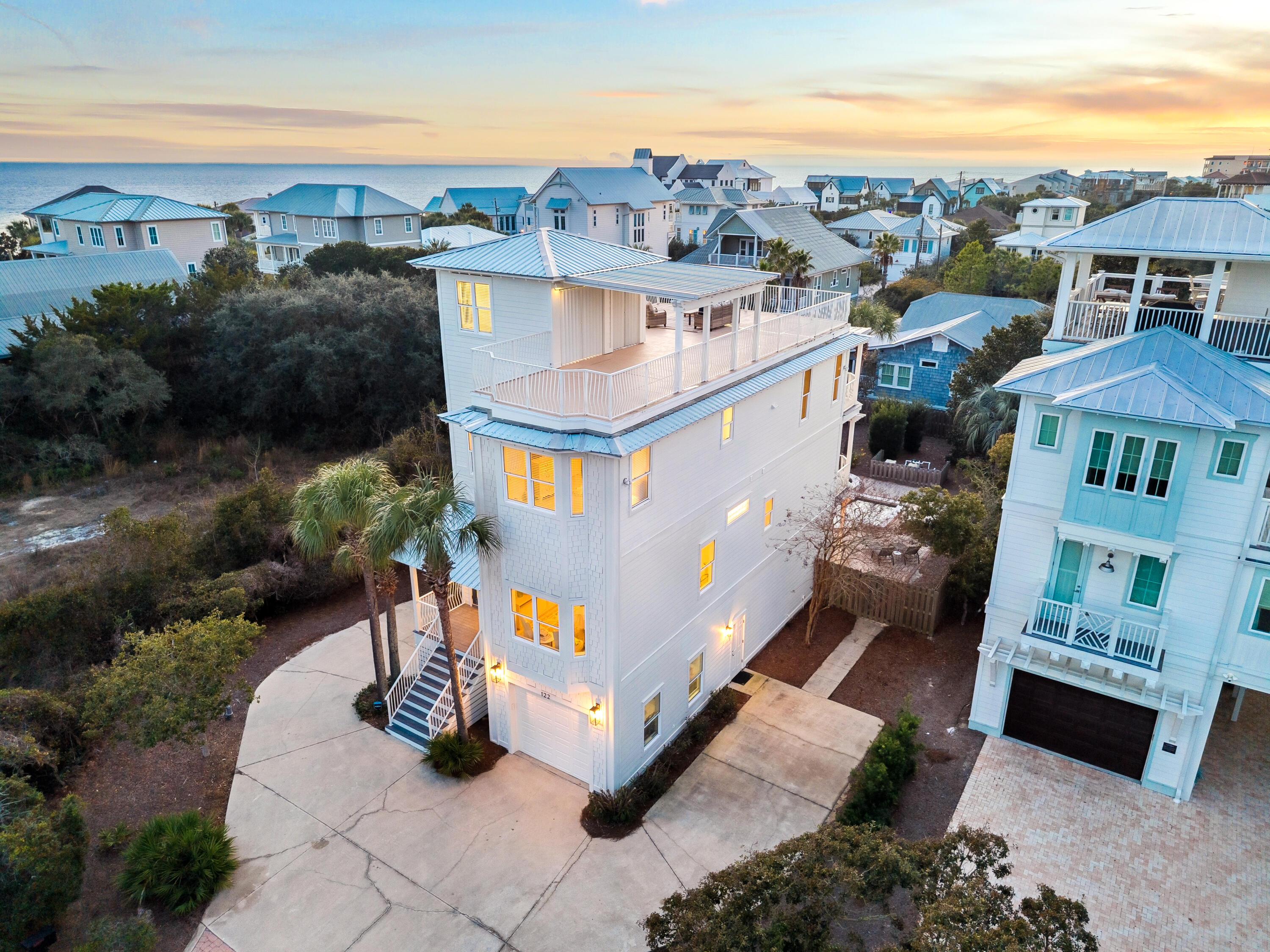 BLUE MOUNTAIN BEACH - Residential