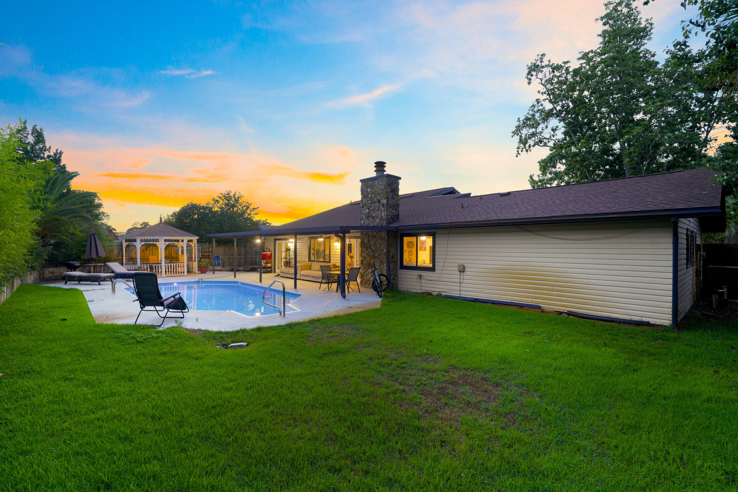 PINEDALE 2ND ADDN - Residential