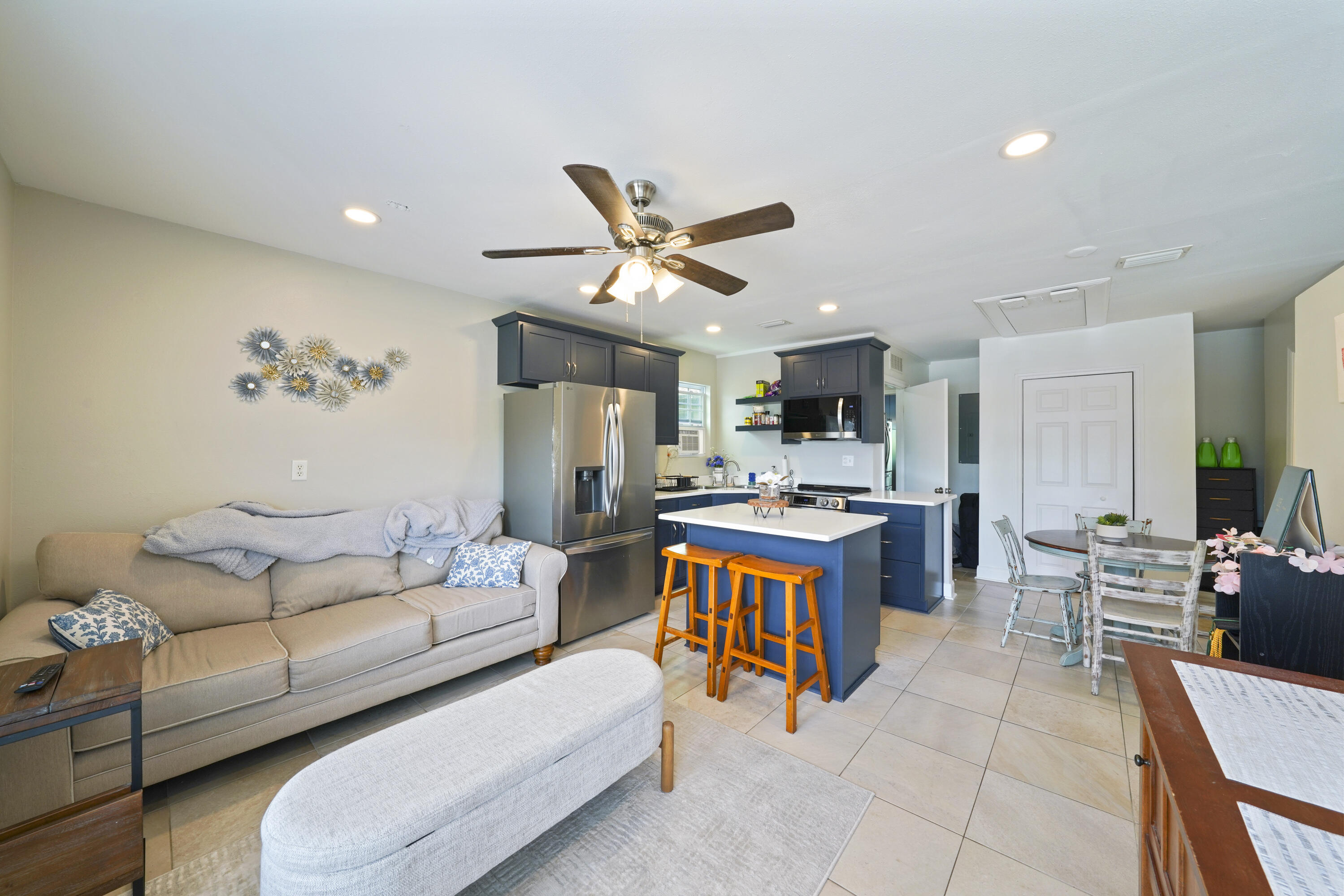 PINEDALE 2ND ADDN - Residential