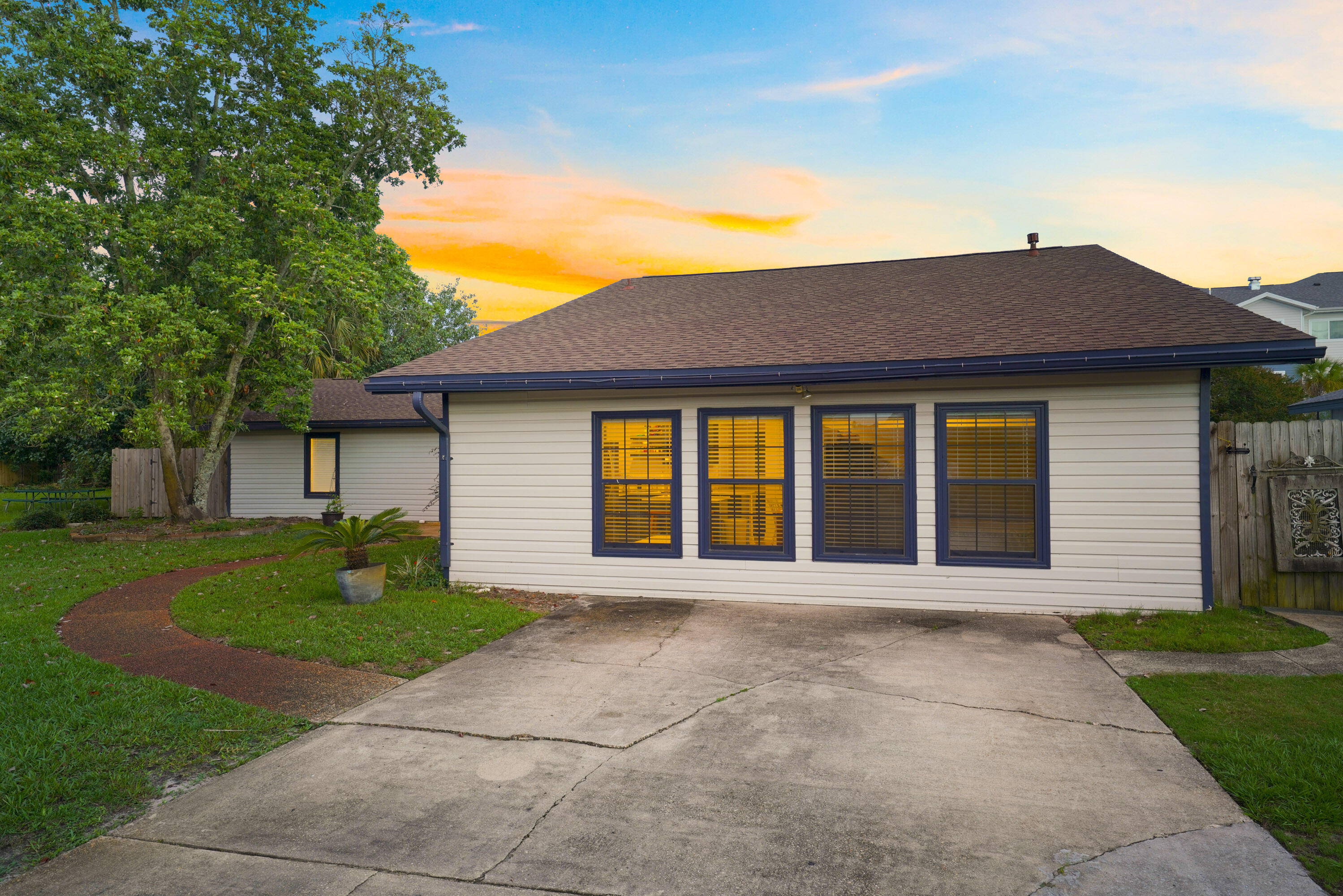 PINEDALE 2ND ADDN - Residential