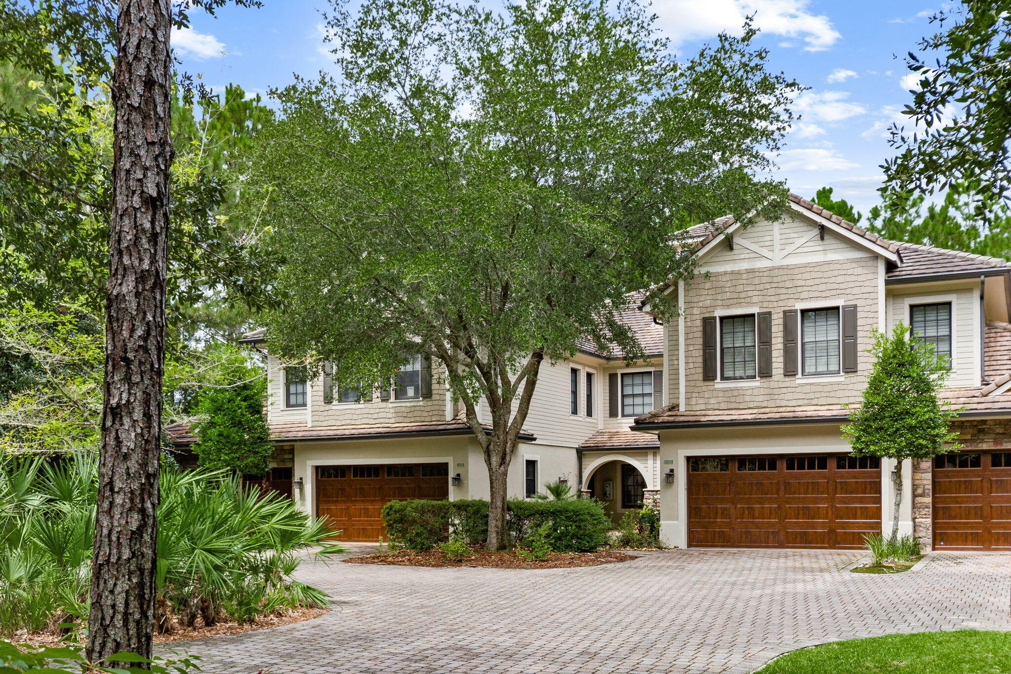 WILD HERON - CLUBSIDE II - Residential