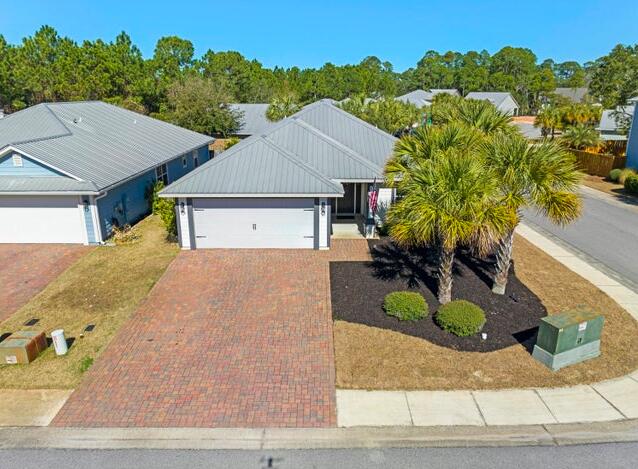 EAGLE BAY - Residential
