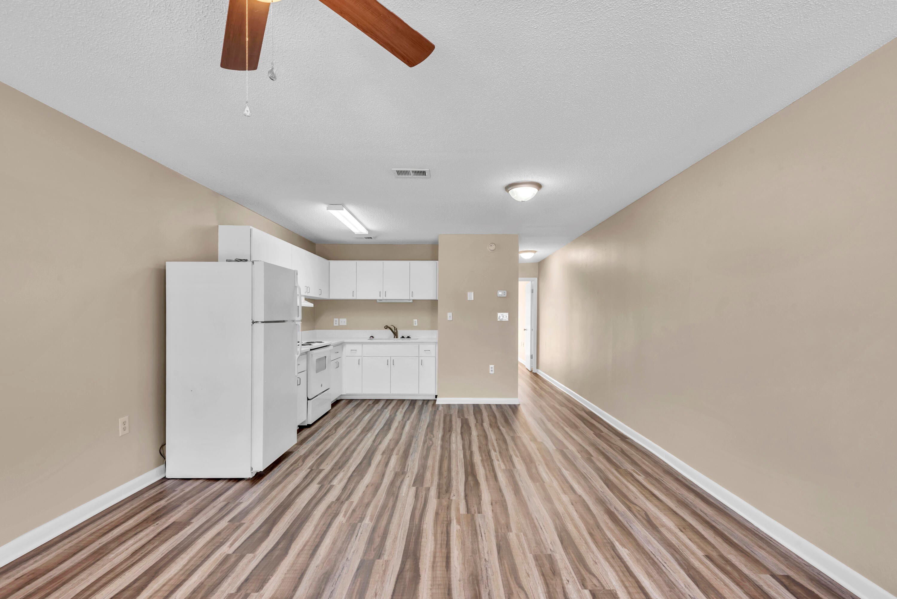 Whits Waterview Apartments - Residential Lease