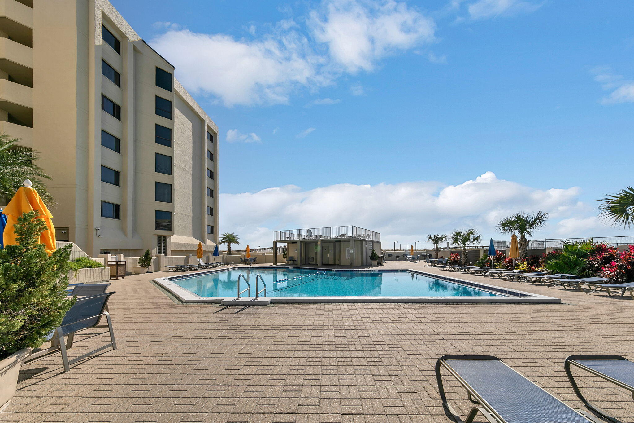 INLET REEF CLUB CONDO - Residential